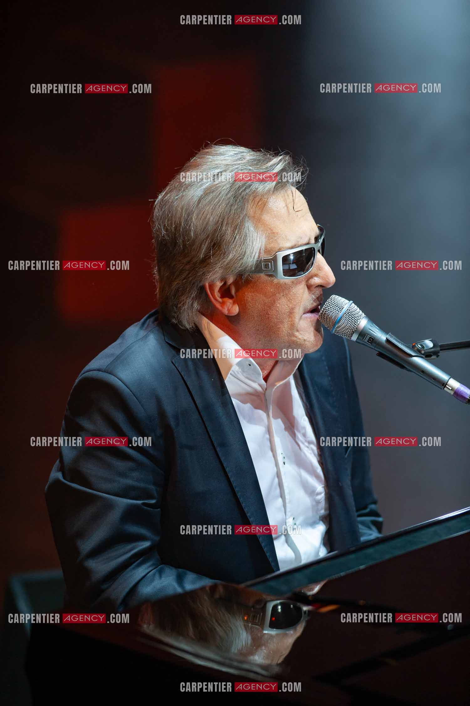Le chanteur Gilbert Montagné en concert à la salle Gaveau pour trois soirs en 2010.    ( Exclusif )