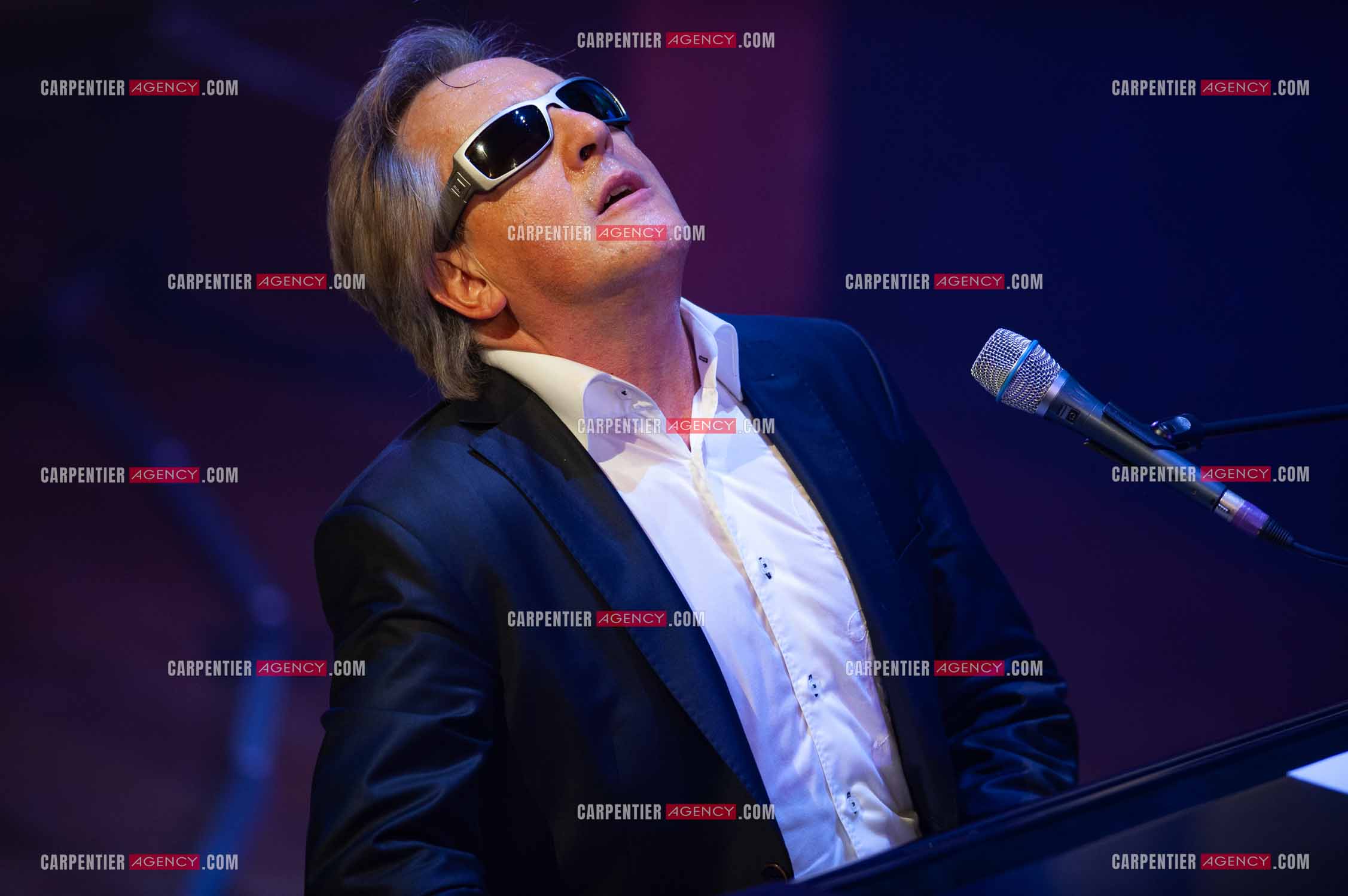 Le chanteur Gilbert Montagné en concert à la salle Gaveau pour trois soirs en 2010.    ( Exclusif )