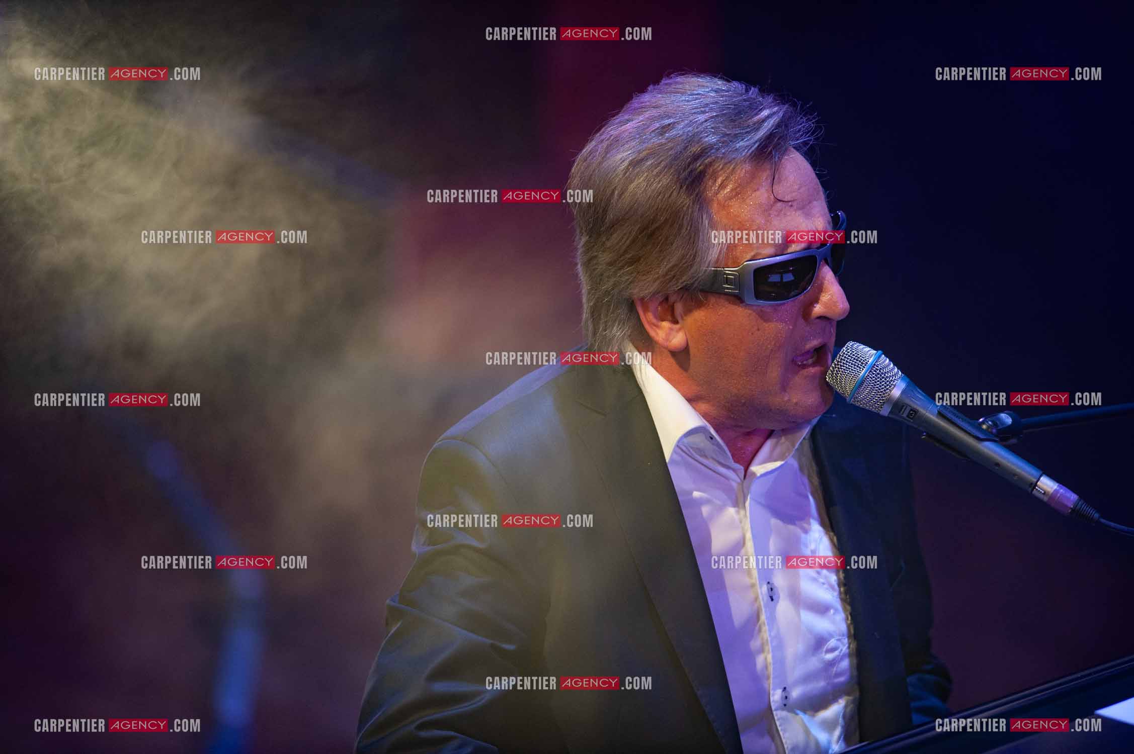 Le chanteur Gilbert Montagné en concert à la salle Gaveau pour trois soirs en 2010.    ( Exclusif )