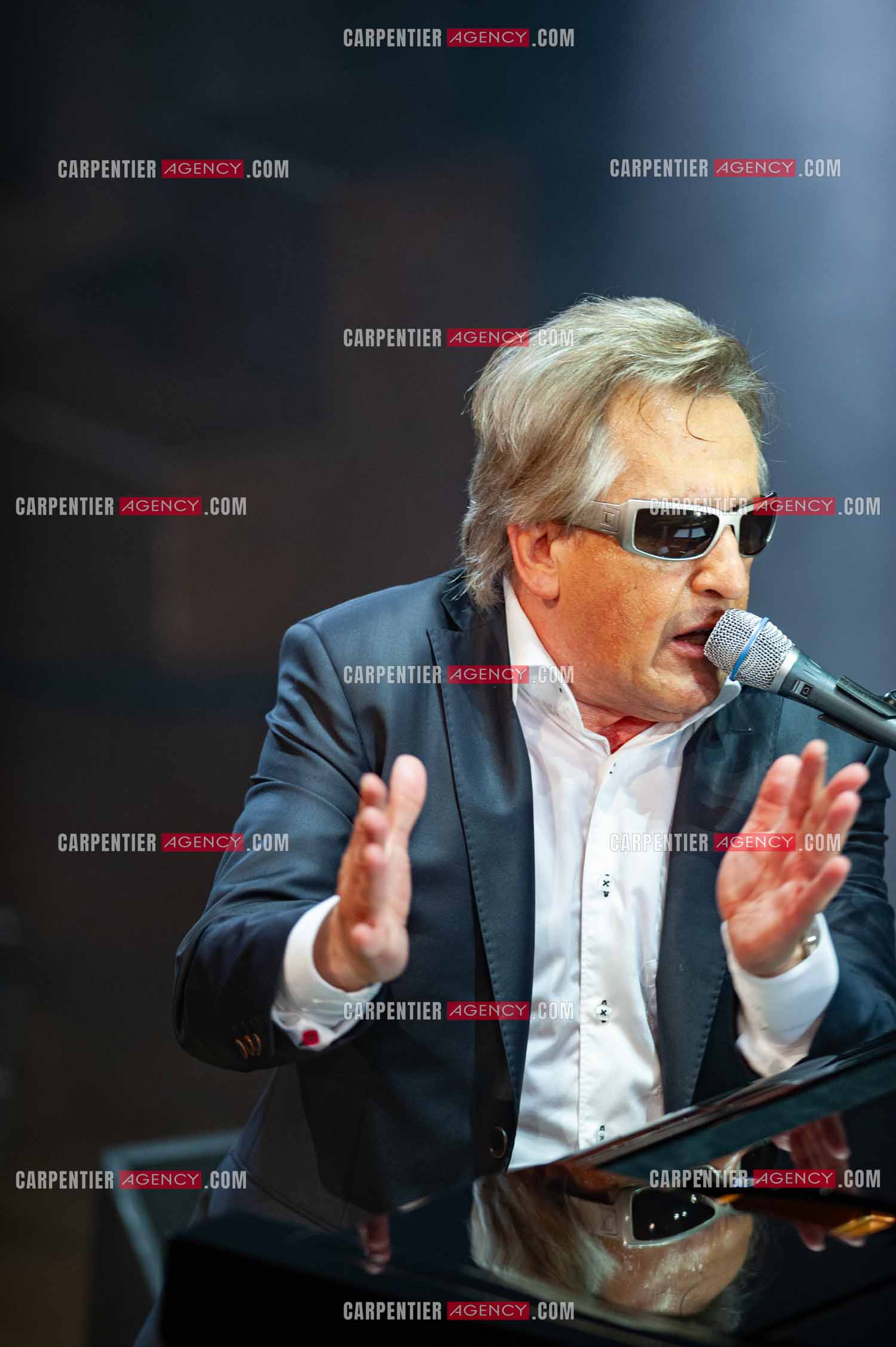 Le chanteur Gilbert Montagné en concert à la salle Gaveau pour trois soirs en 2010.    ( Exclusif )