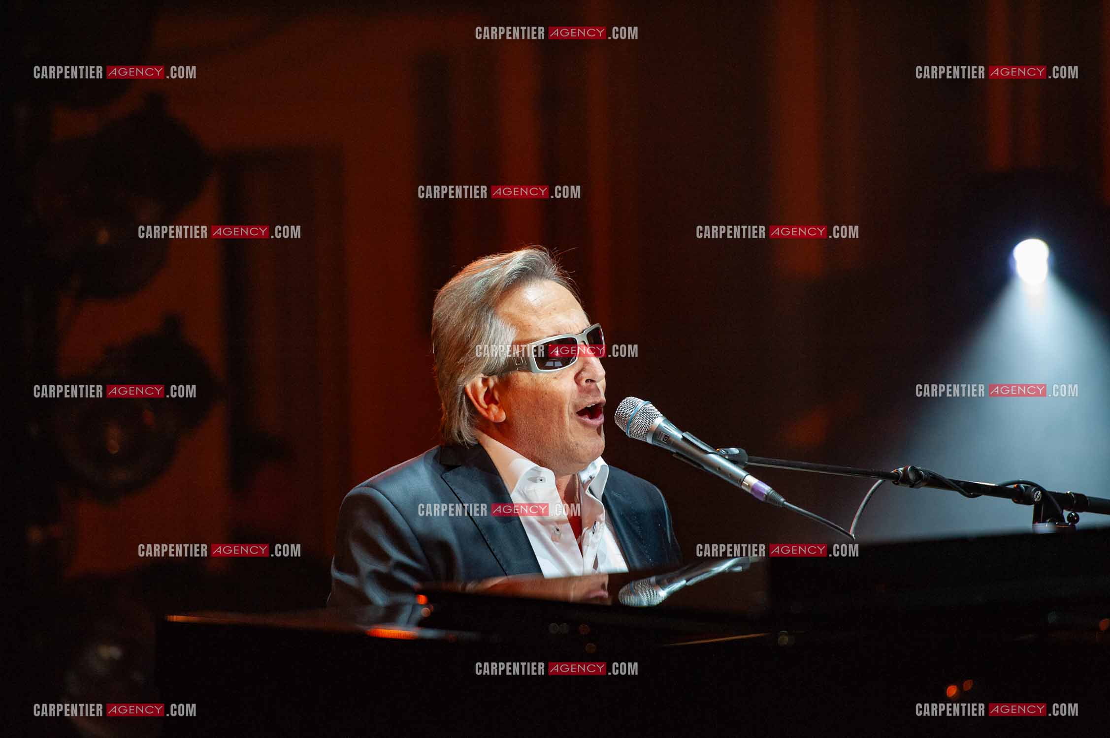 Le chanteur Gilbert Montagné en concert à la salle Gaveau pour trois soirs en 2010.    ( Exclusif )