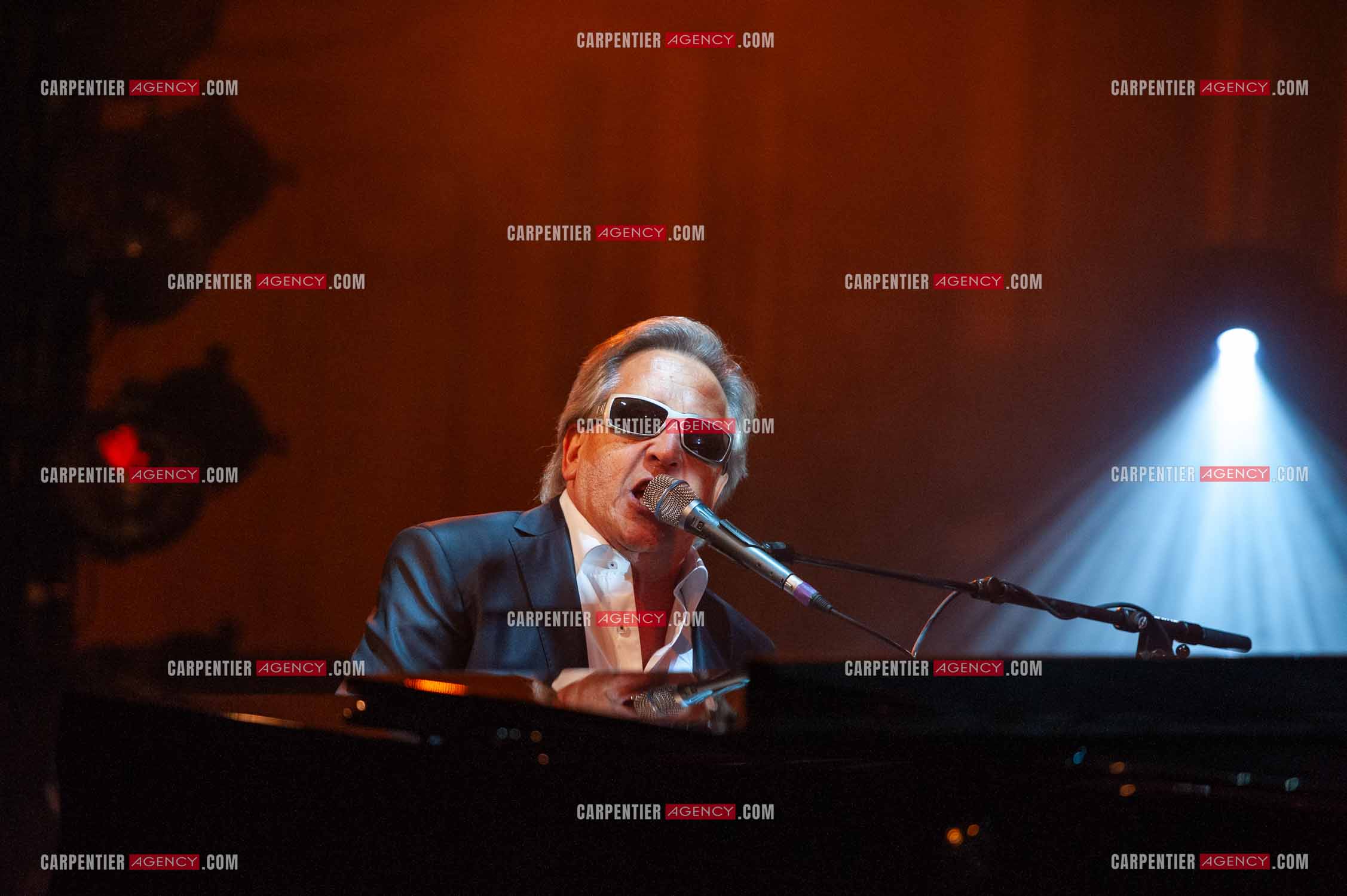 Le chanteur Gilbert Montagné en concert à la salle Gaveau pour trois soirs en 2010.    ( Exclusif )
