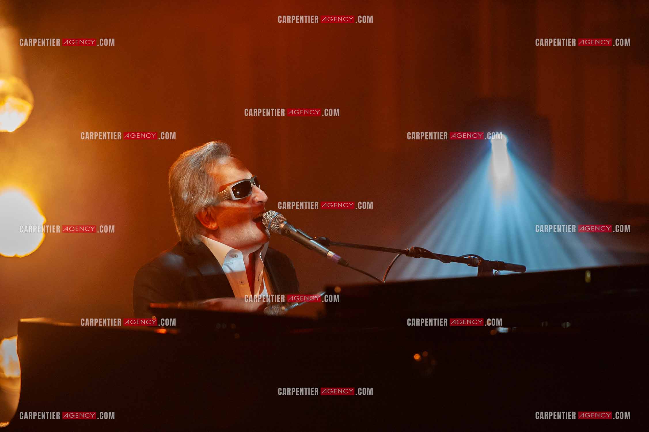 Le chanteur Gilbert Montagné en concert à la salle Gaveau pour trois soirs en 2010.    ( Exclusif )