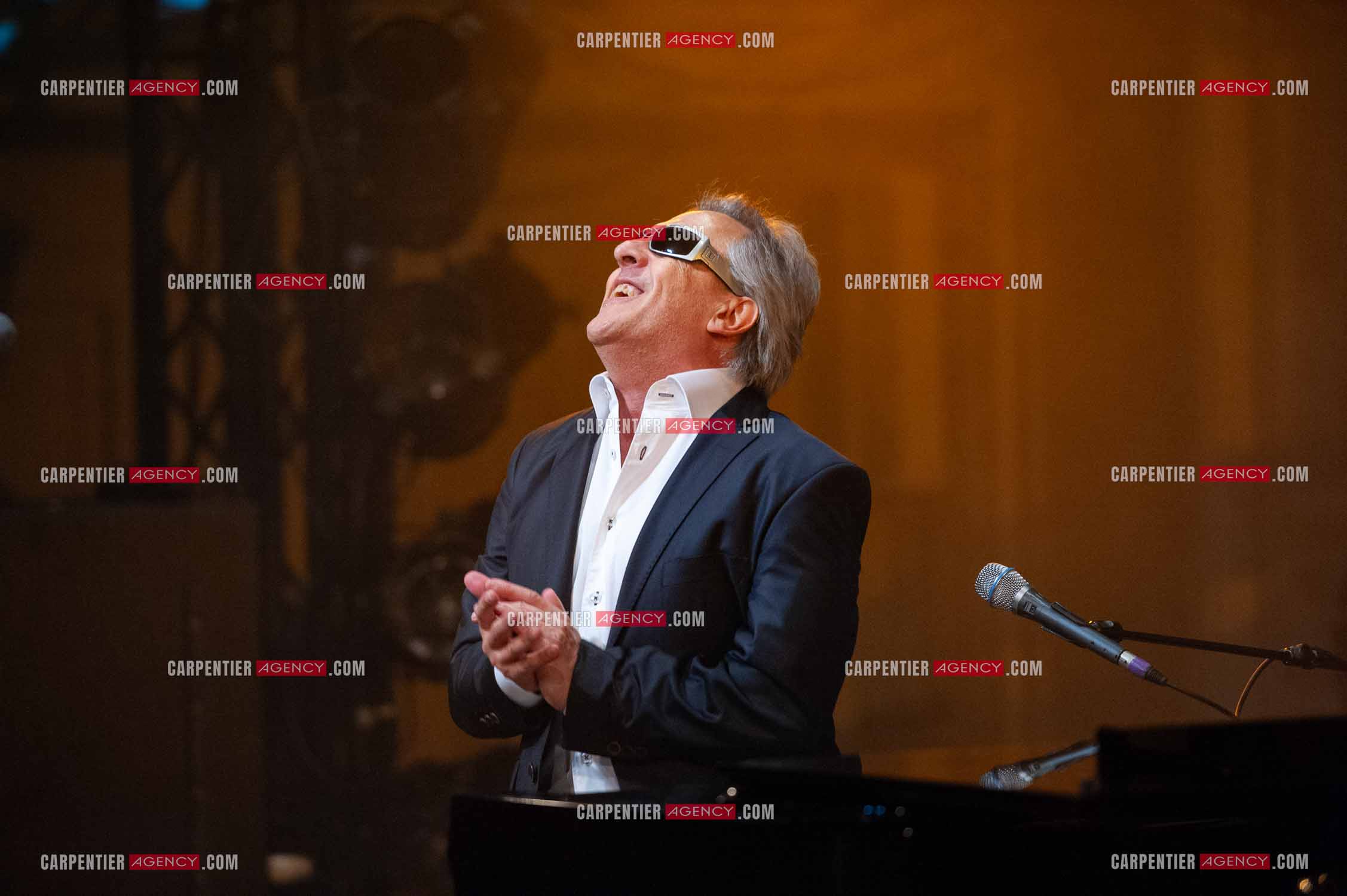 Le chanteur Gilbert Montagné en concert à la salle Gaveau pour trois soirs en 2010.    ( Exclusif )
