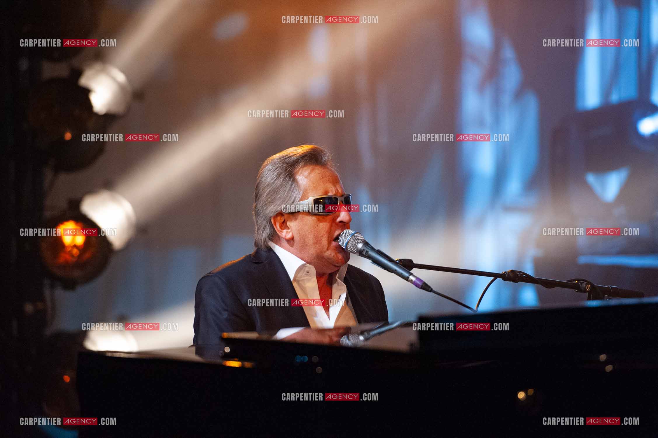 Le chanteur Gilbert Montagné en concert à la salle Gaveau pour trois soirs en 2010.    ( Exclusif )