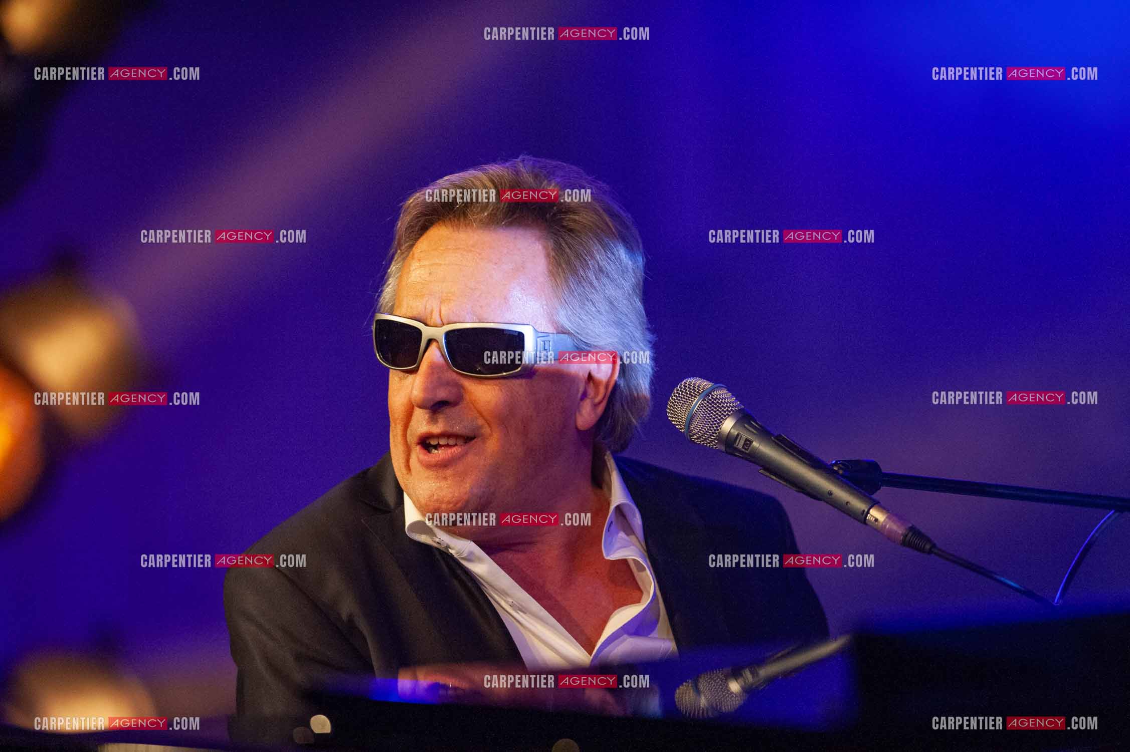 Le chanteur Gilbert Montagné en concert à la salle Gaveau pour trois soirs en 2010.    ( Exclusif )