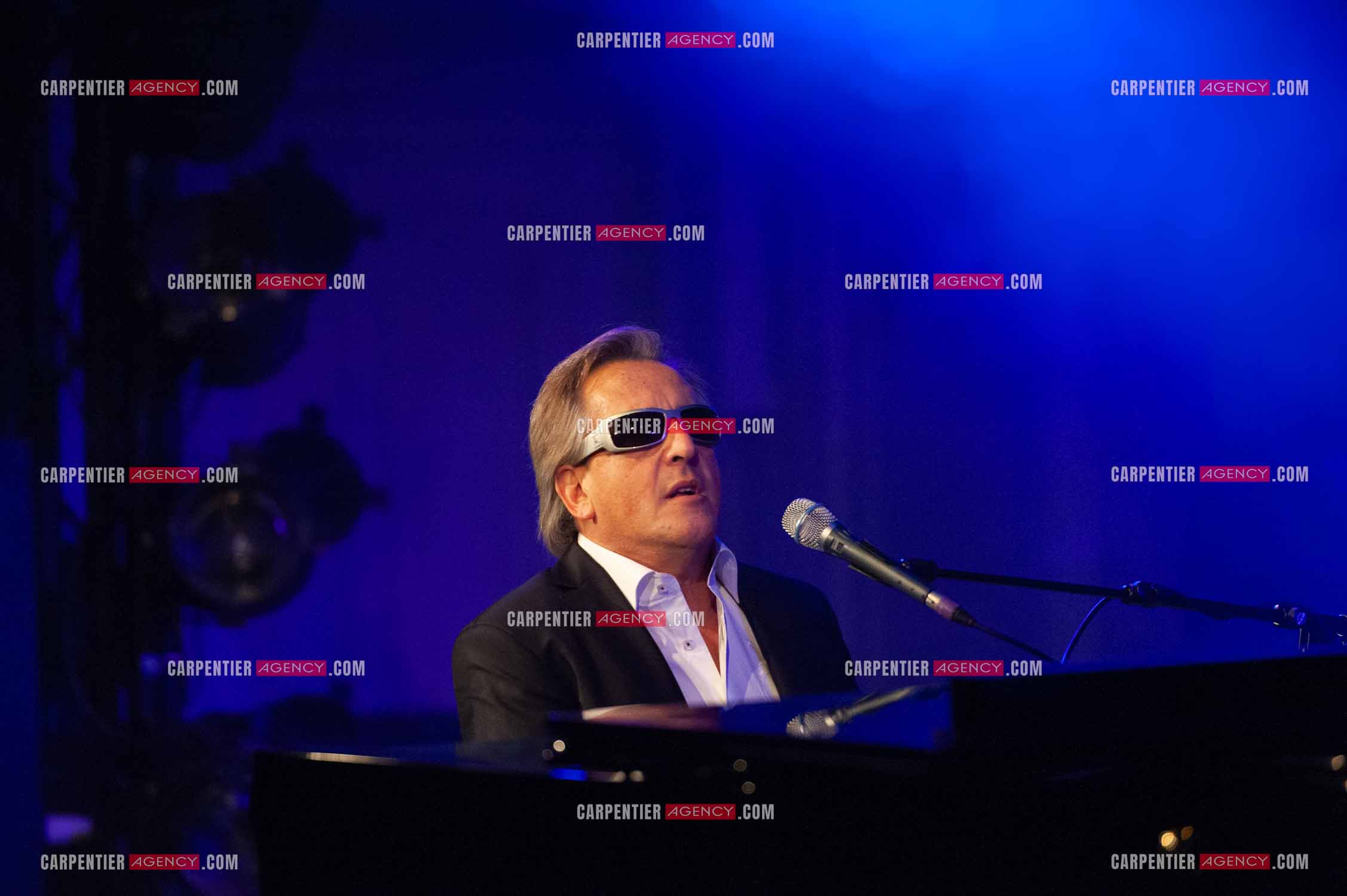 Le chanteur Gilbert Montagné en concert à la salle Gaveau pour trois soirs en 2010.    ( Exclusif )