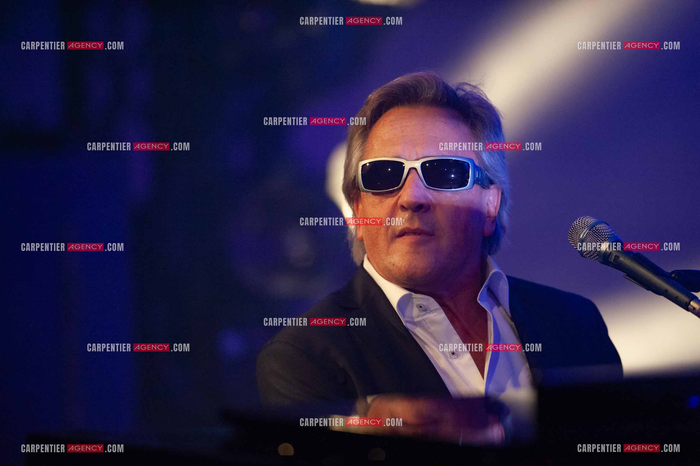 Le chanteur Gilbert Montagné en concert à la salle Gaveau pour trois soirs en 2010.    ( Exclusif )