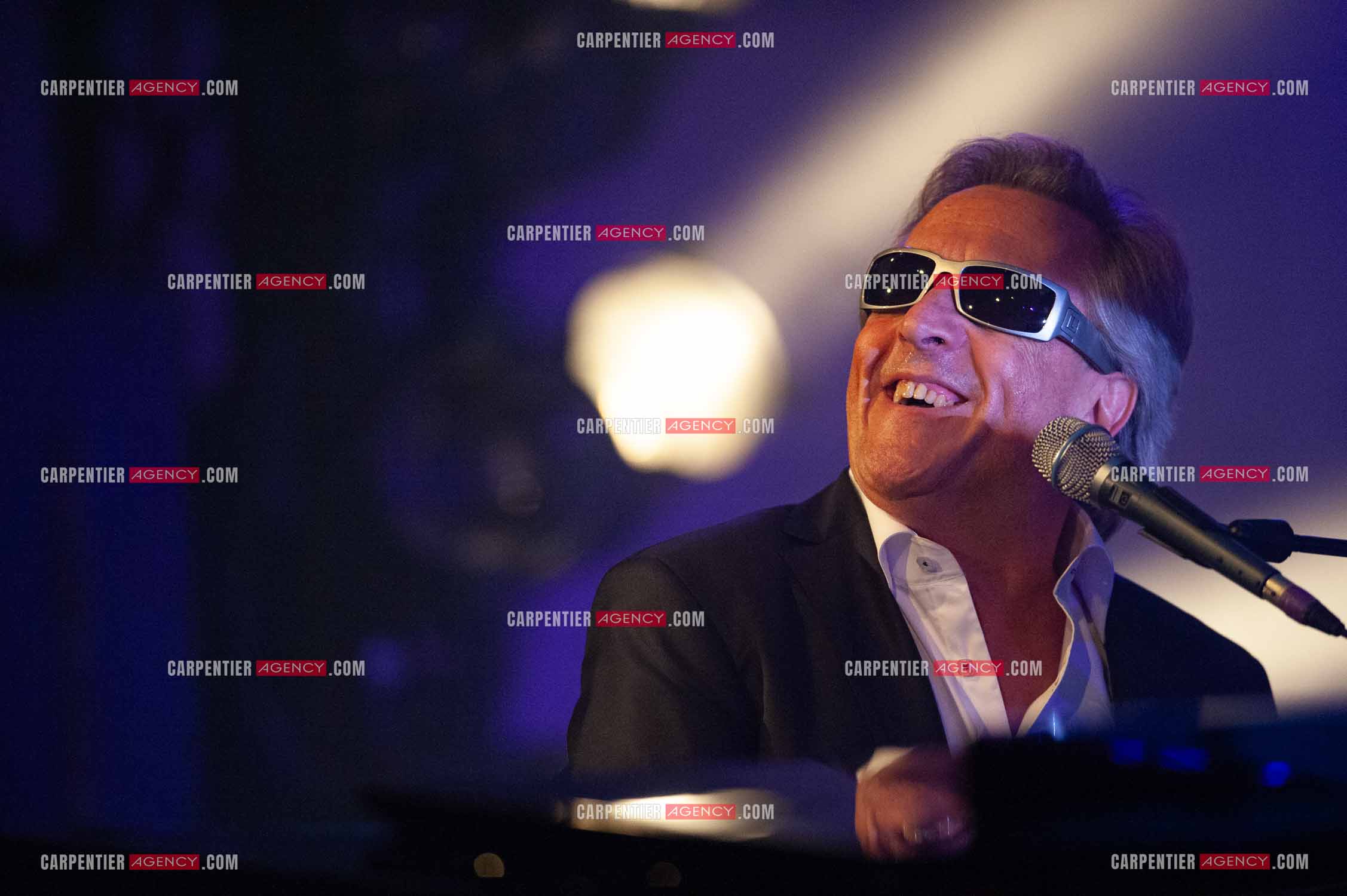 Le chanteur Gilbert Montagné en concert à la salle Gaveau pour trois soirs en 2010.    ( Exclusif )