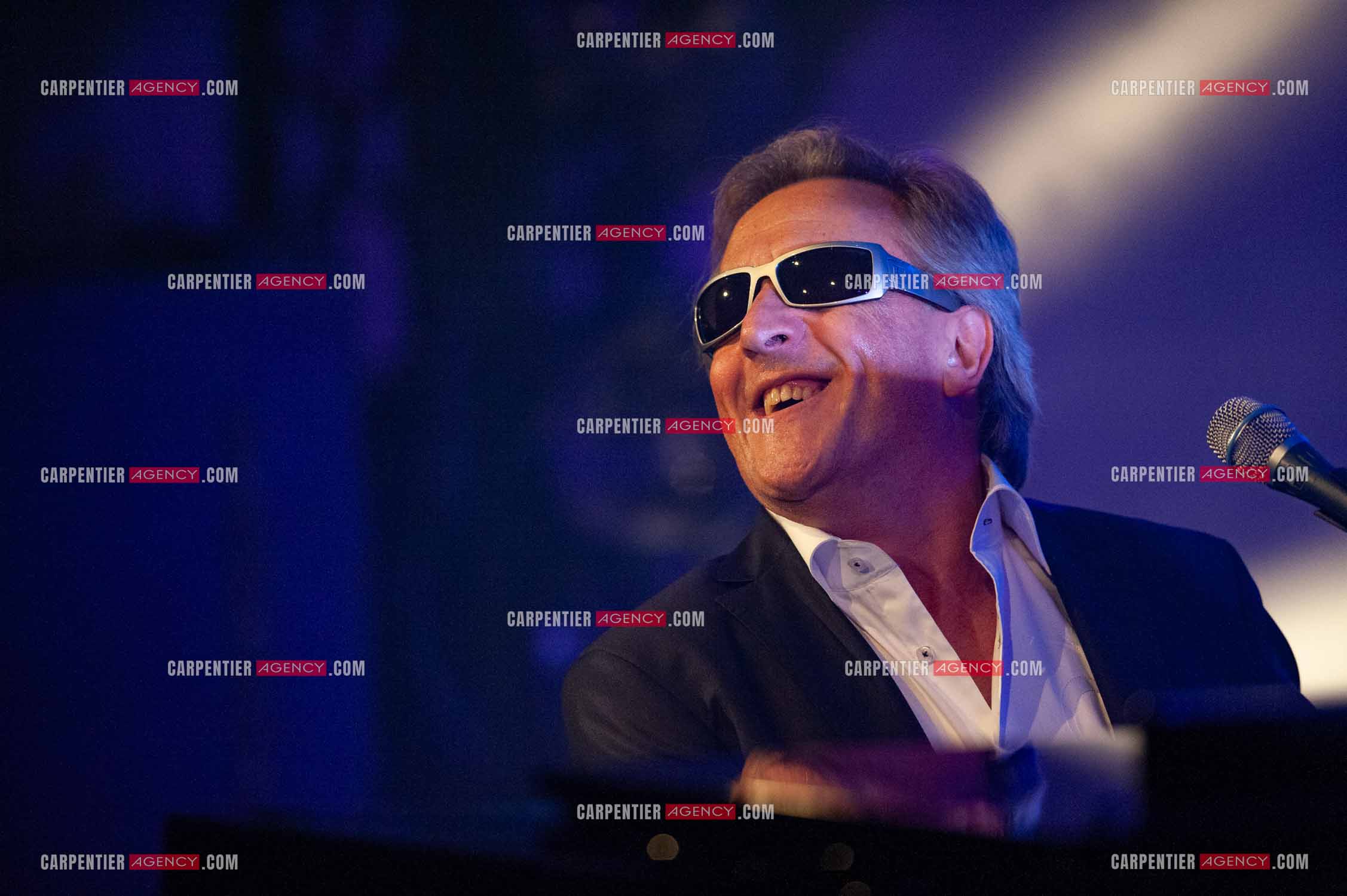 Le chanteur Gilbert Montagné en concert à la salle Gaveau pour trois soirs en 2010.    ( Exclusif )