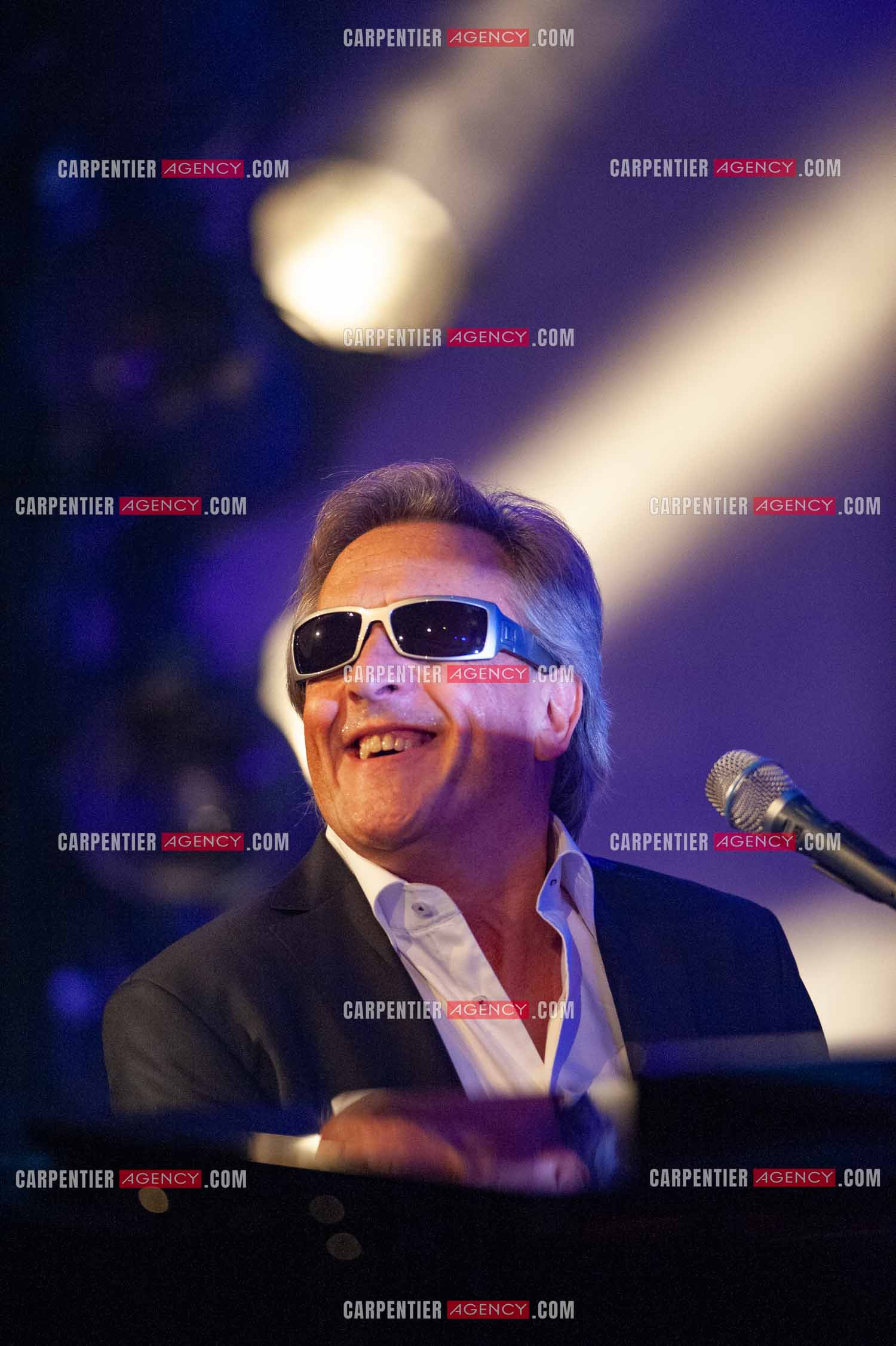 Le chanteur Gilbert Montagné en concert à la salle Gaveau pour trois soirs en 2010.    ( Exclusif )