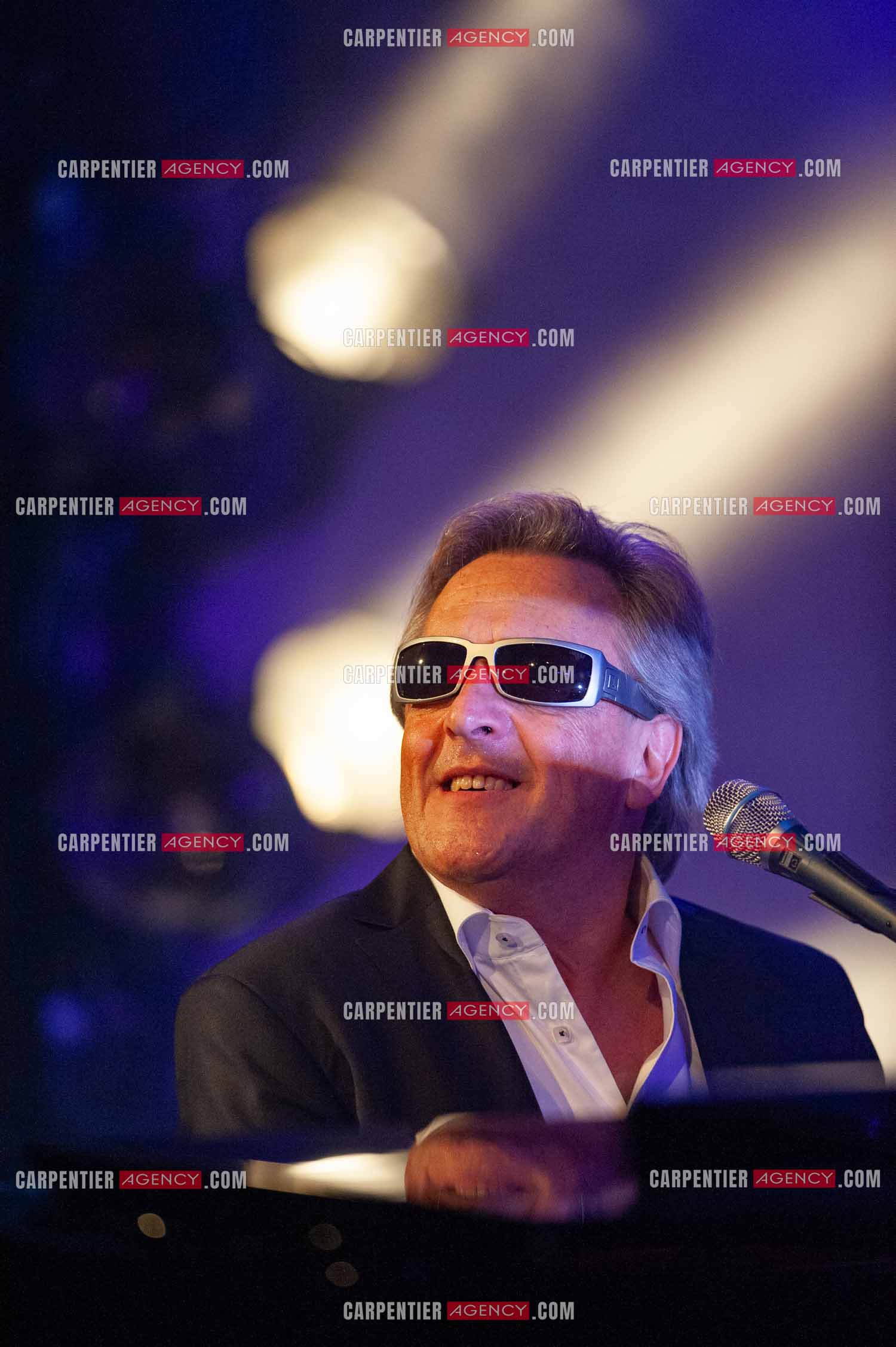 Le chanteur Gilbert Montagné en concert à la salle Gaveau pour trois soirs en 2010.    ( Exclusif )