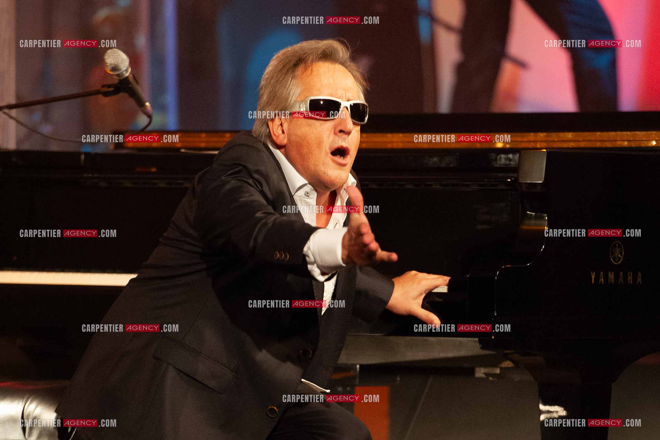 Le chanteur Gilbert Montagné en concert à la salle Gaveau pour trois soirs en 2010.    ( Exclusif )