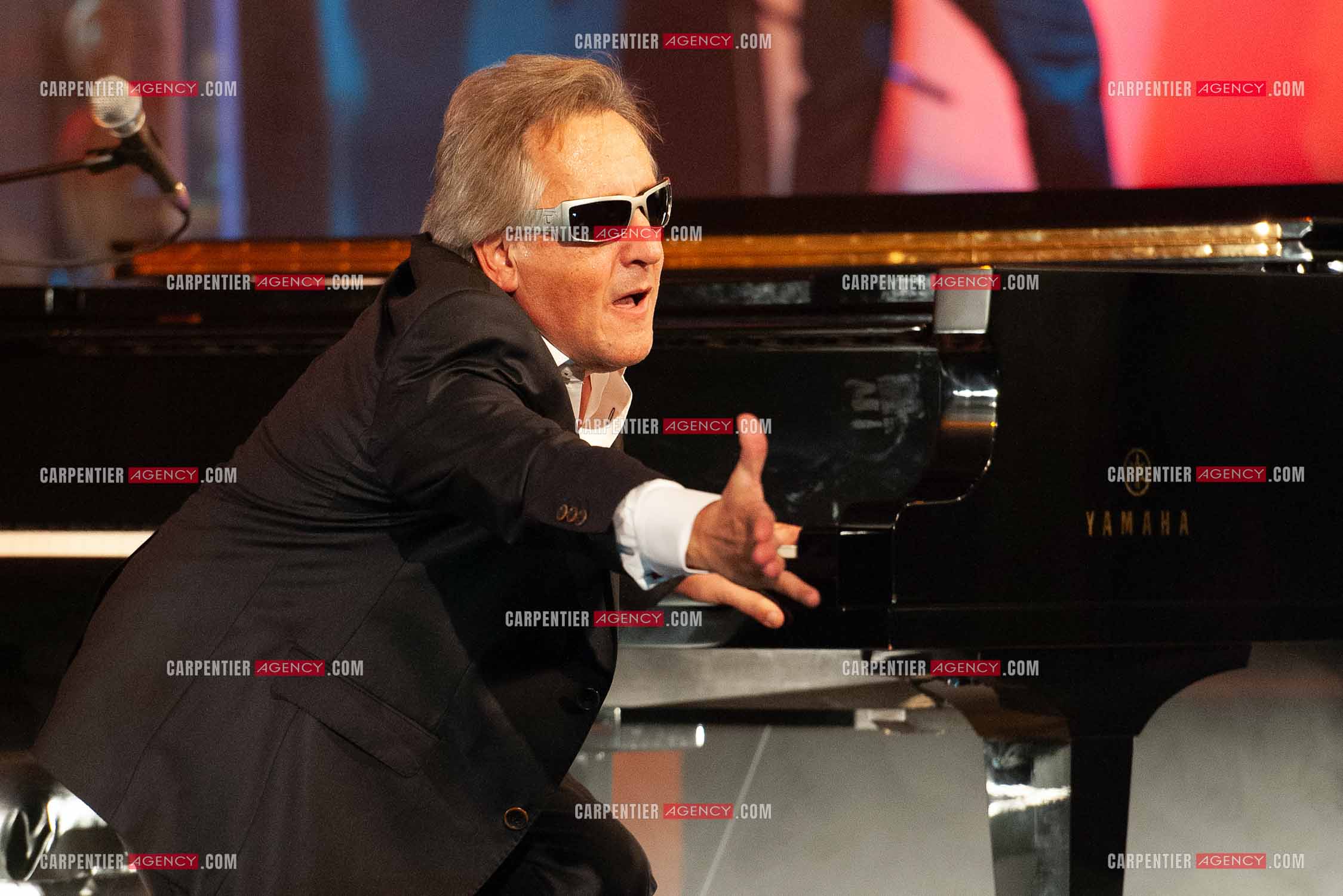 Le chanteur Gilbert Montagné en concert à la salle Gaveau pour trois soirs en 2010.    ( Exclusif )