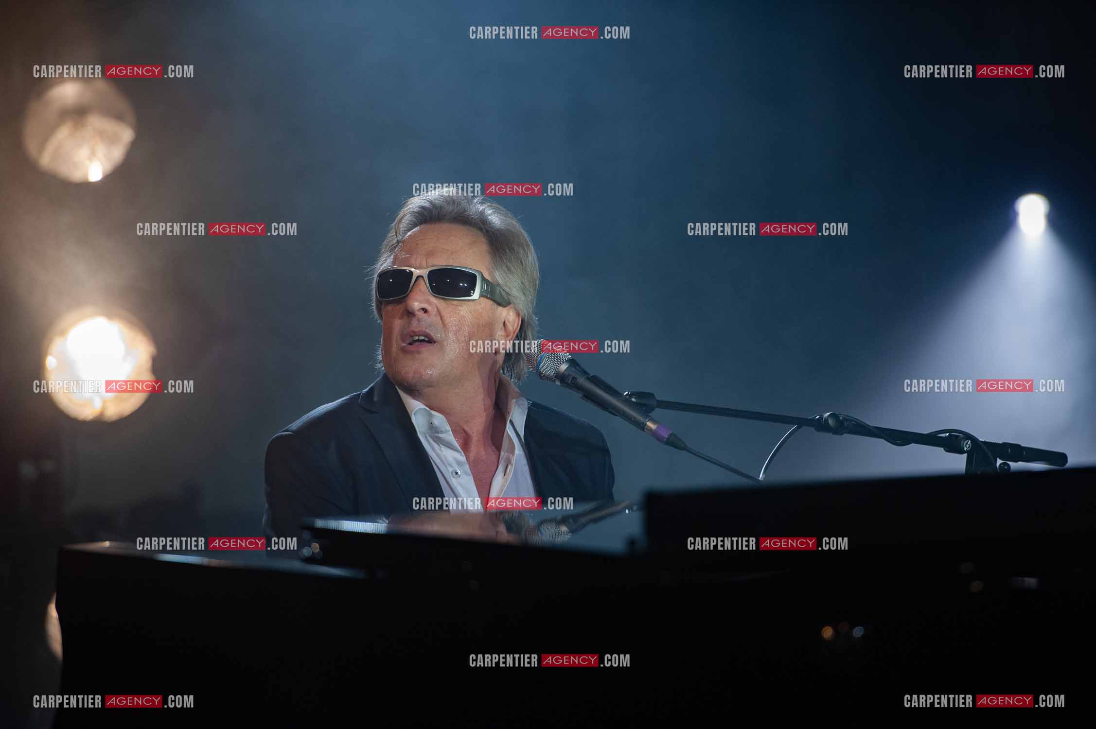 Le chanteur Gilbert Montagné en concert à la salle Gaveau pour trois soirs en 2010.    ( Exclusif )