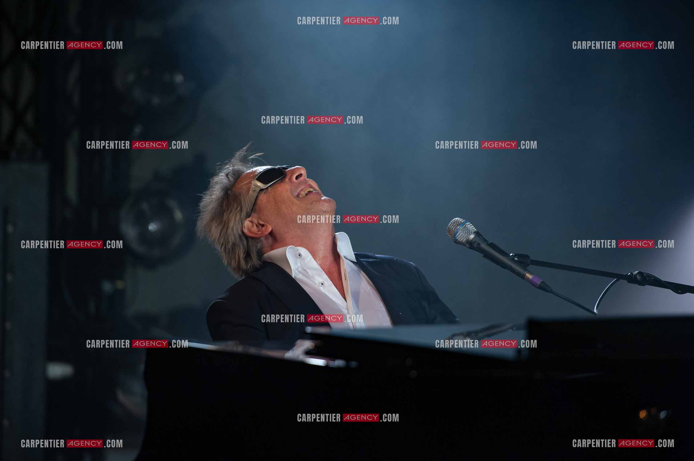 Le chanteur Gilbert Montagné en concert à la salle Gaveau pour trois soirs en 2010.    ( Exclusif )