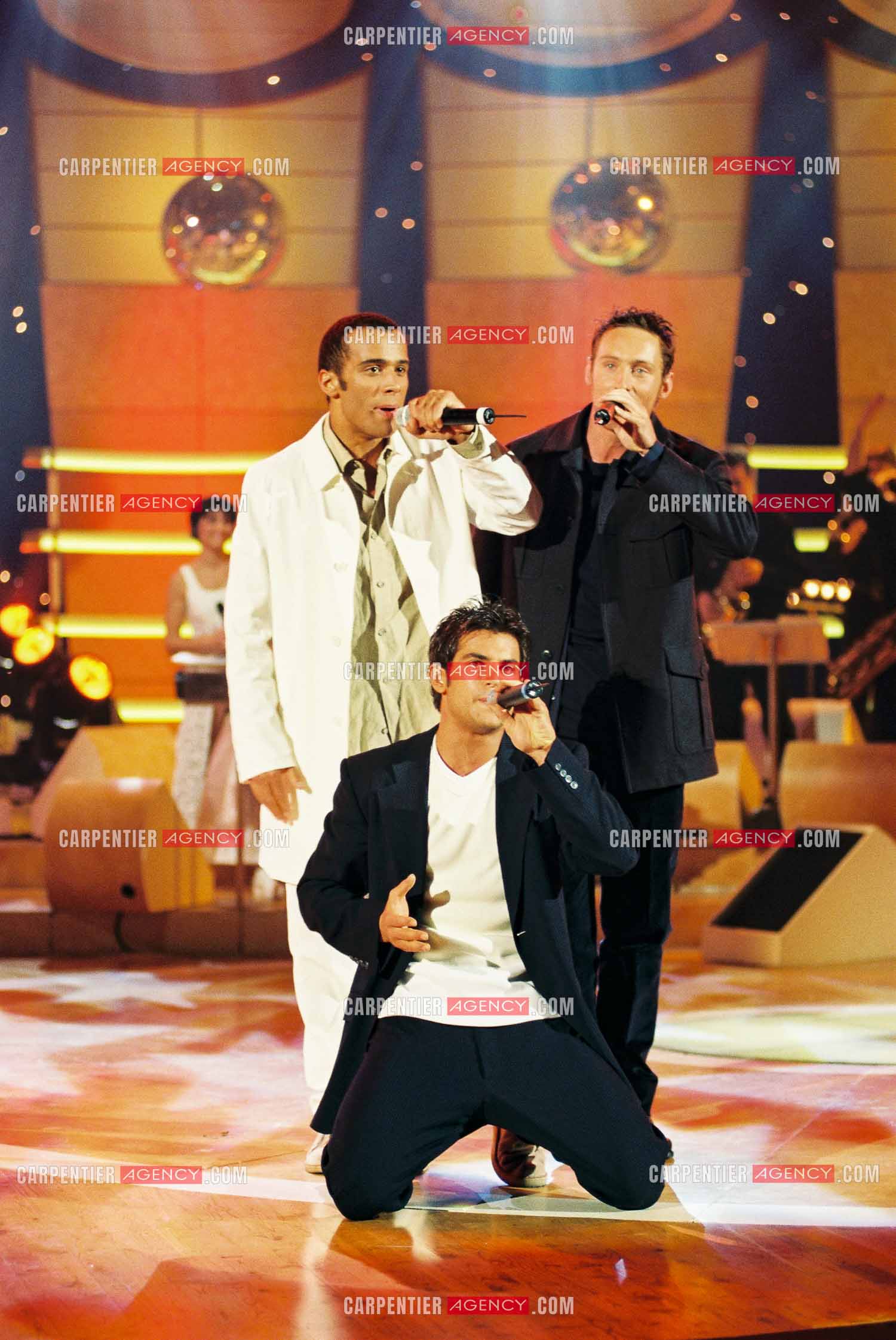 Le groupe de Boys Band les 2Be3 Filip Nikolic, Adel Kachermi et Frank Delay invité dans l'émission Fa Si La Chanter .      ( Exclusif )
