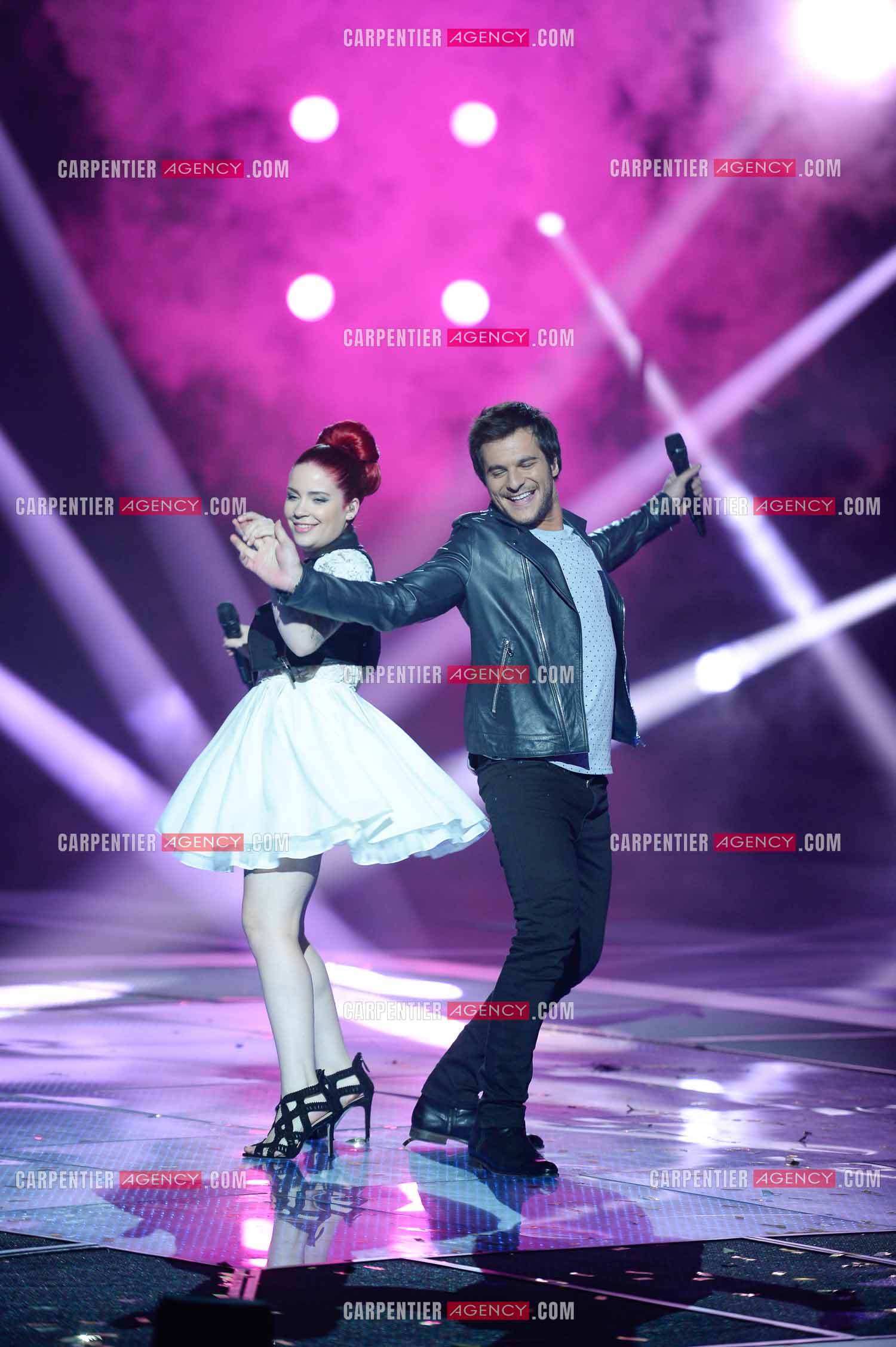 Le chanteur Amir en tant que candidat à l'émission The Voice en 2014. Amir Haddad et Manon Trinquier interprètent un duo du titre “ The Time of My Life “ pour la demi-finale.     ( Exclusif )