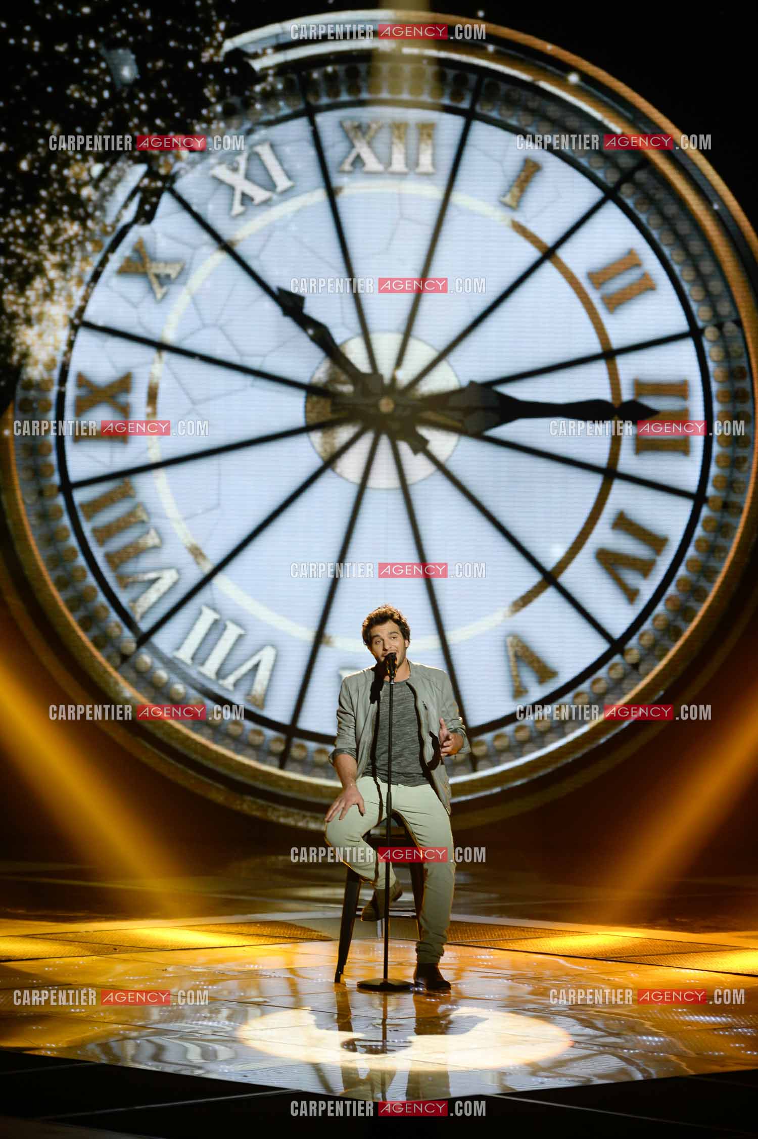 Le chanteur Amir en tant que candidat à l'émission The Voice en 2014.