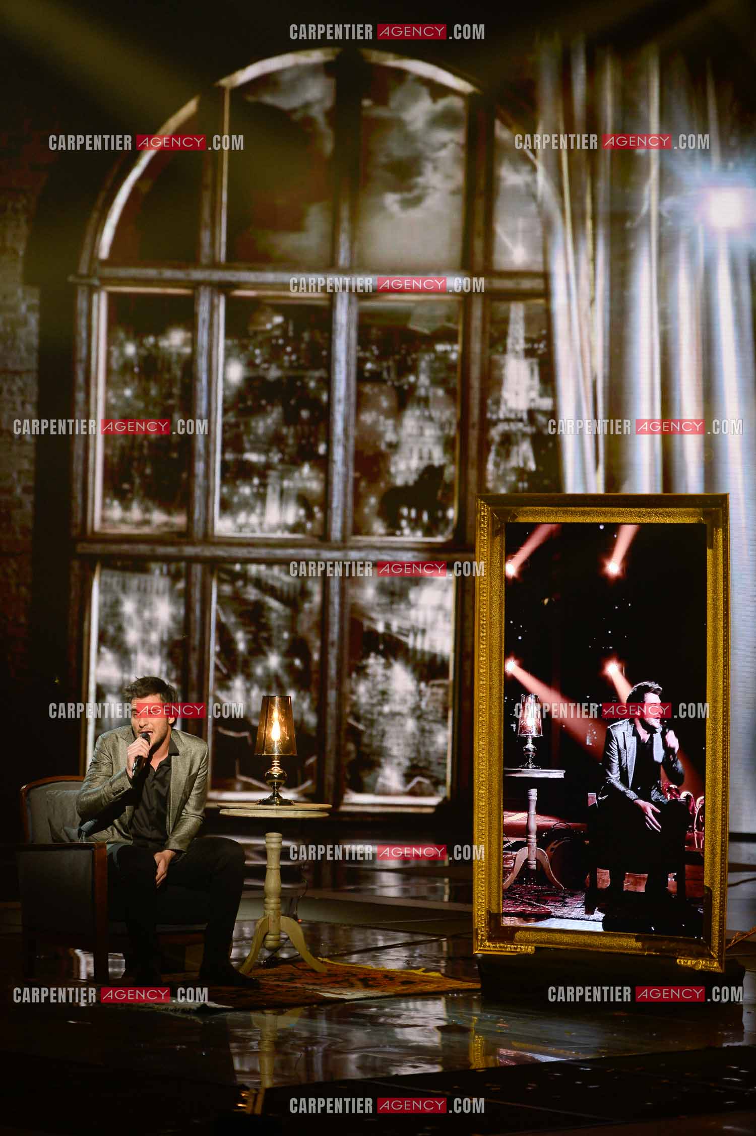 Le chanteur Amir en tant que candidat à l'émission The Voice en 2014.