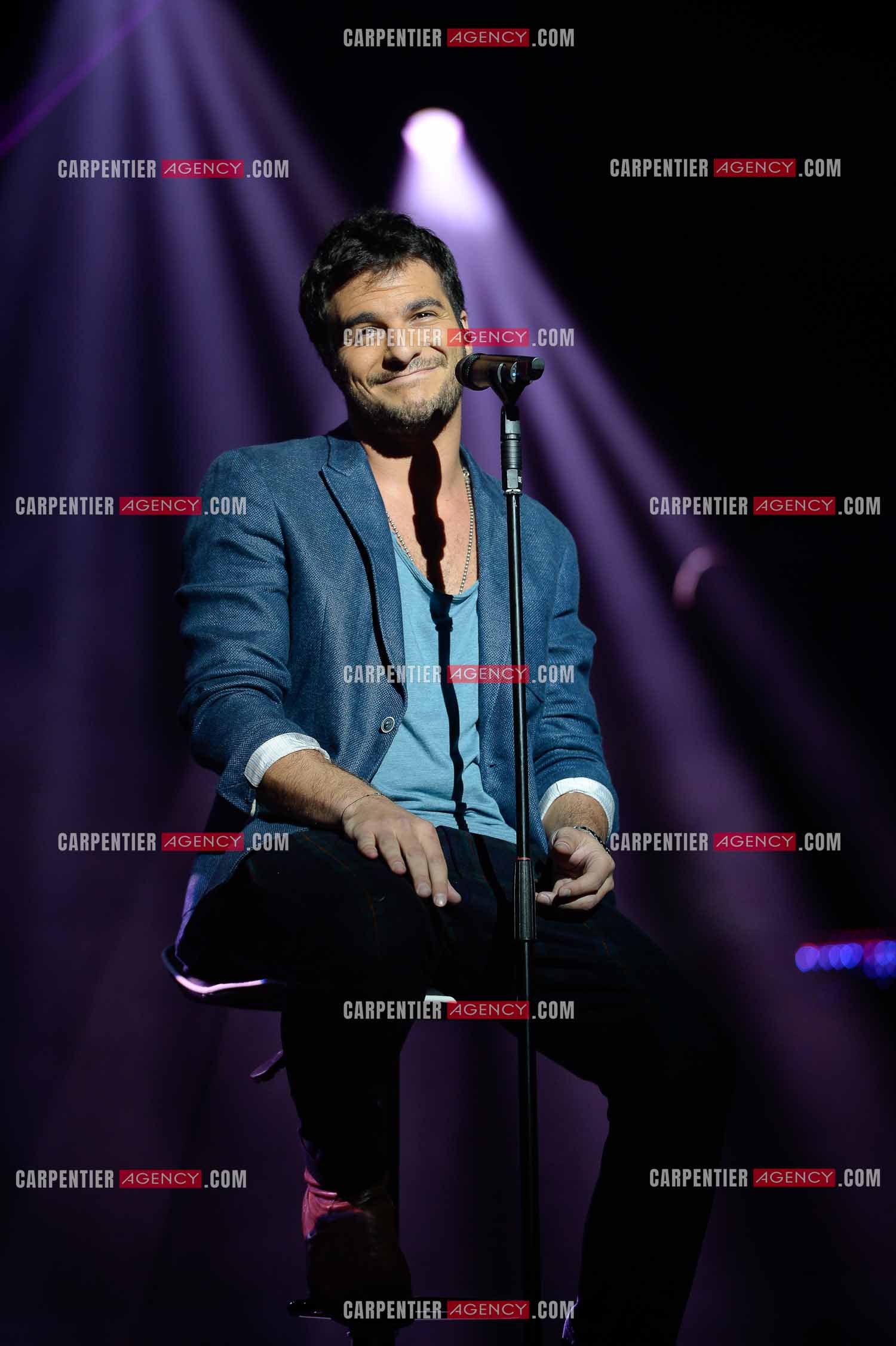 Premiere date pour le chanteur Amir de la tournee THE VOICE 2014 a Amiens le 30 Mai 2014.