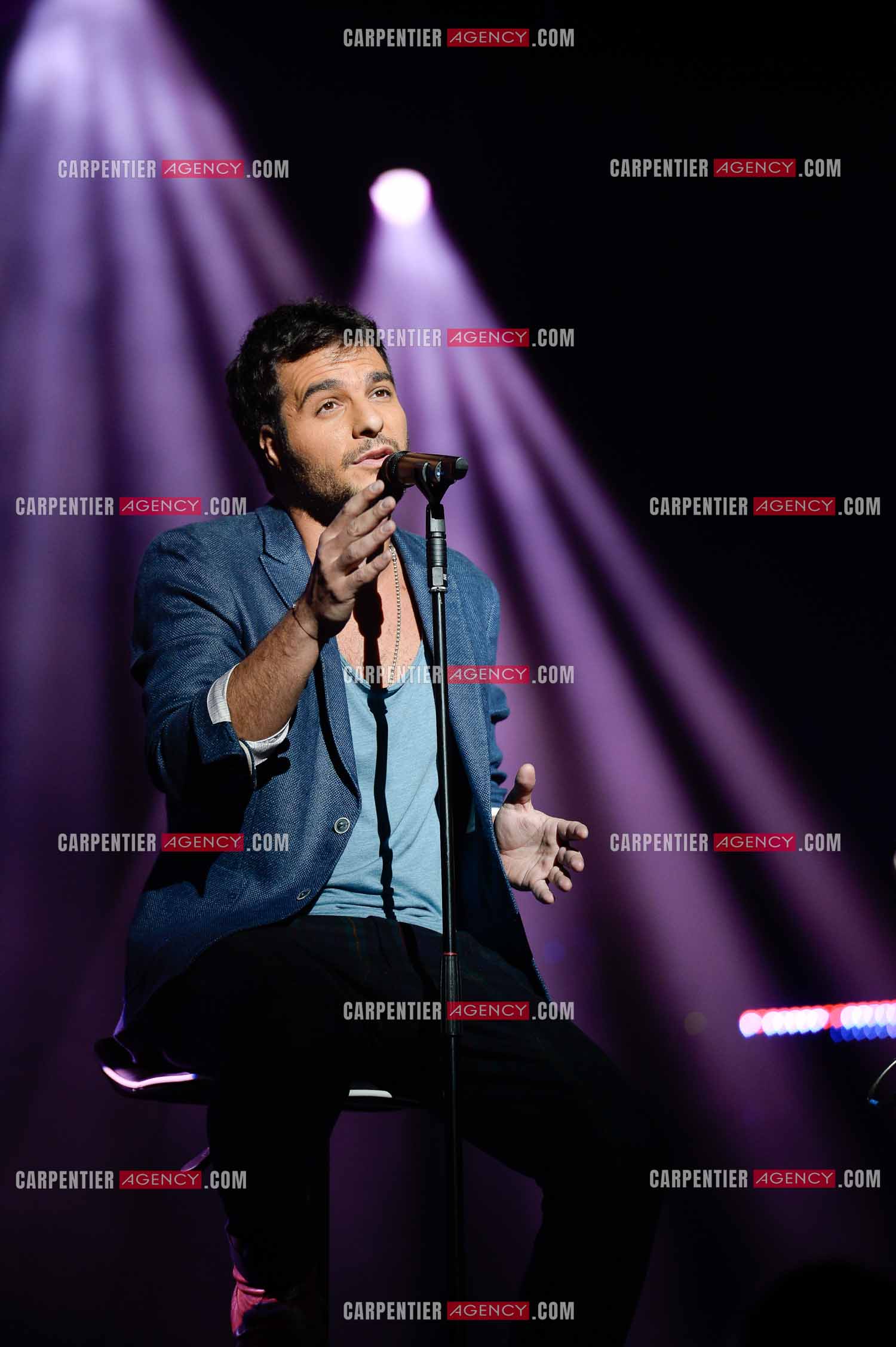 Premiere date pour le chanteur Amir de la tournee THE VOICE 2014 a Amiens le 30 Mai 2014.