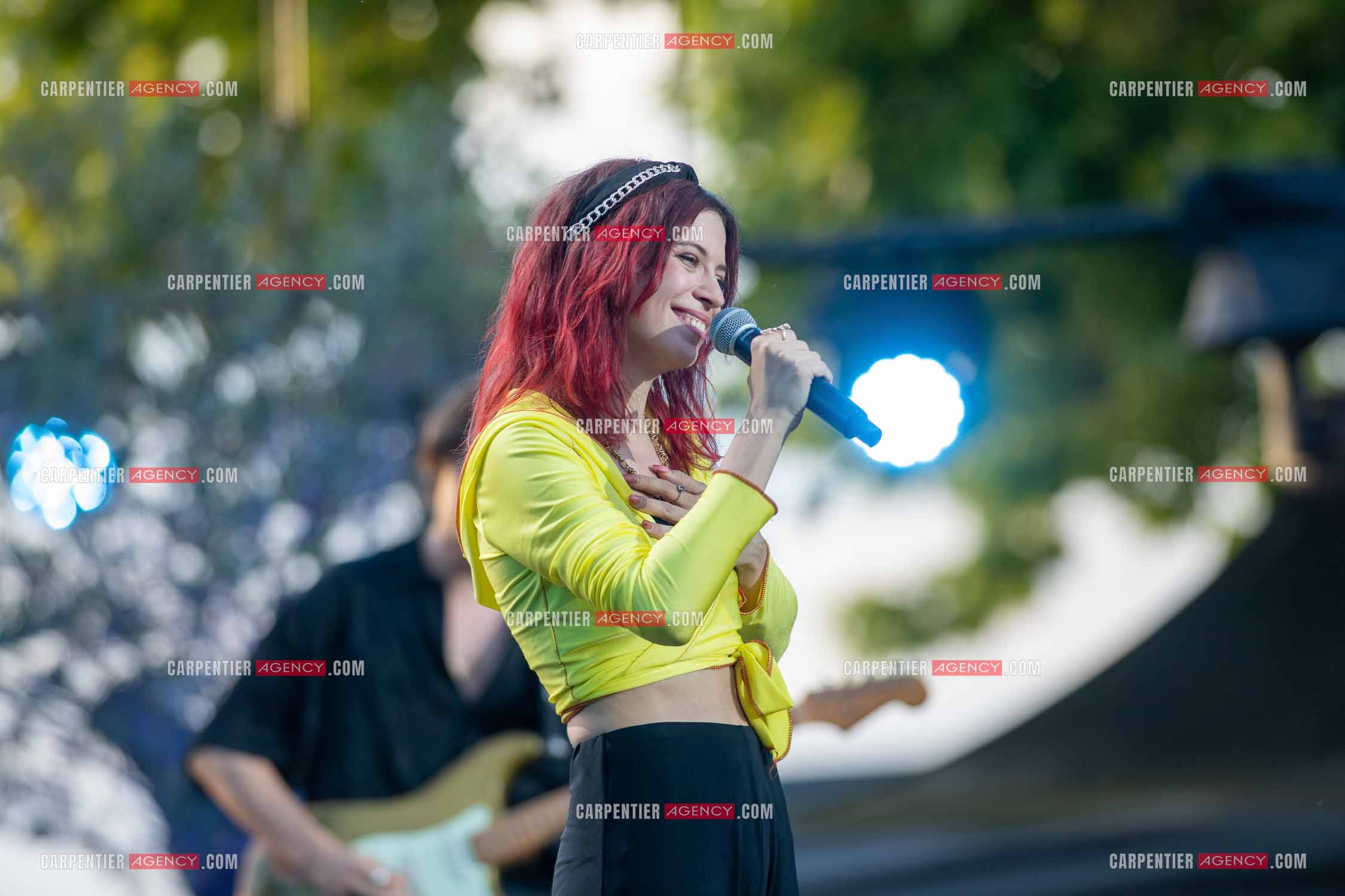 Les Estivales de Culturebox à Montpellier rassemblant plusieurs artistes sur 5 jours pour un concert devant 1000 personnes environ chaque soir. En nouveau talent, la chanteuse Alice Vannoorenberghe ou Alice Vanor dite Alice et Moi.      ( Exclusif )