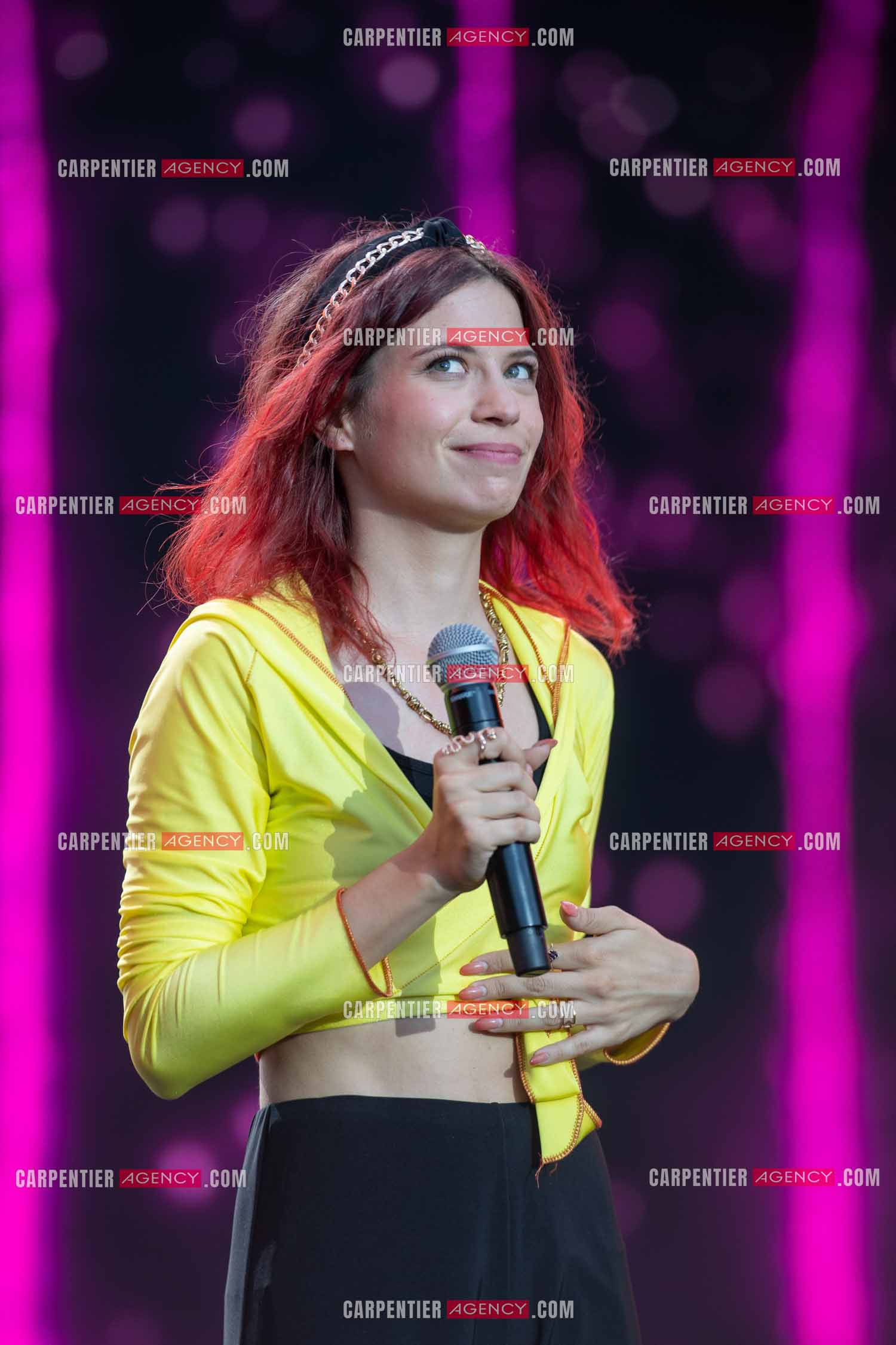 Les Estivales de Culturebox à Montpellier rassemblant plusieurs artistes sur 5 jours pour un concert devant 1000 personnes environ chaque soir. En nouveau talent, la chanteuse Alice Vannoorenberghe ou Alice Vanor dite Alice et Moi.      ( Exclusif )