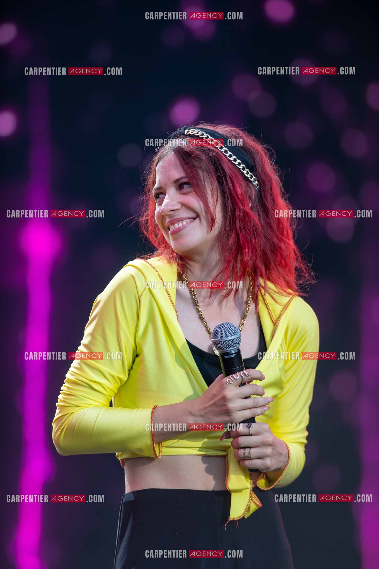 Les Estivales de Culturebox à Montpellier rassemblant plusieurs artistes sur 5 jours pour un concert devant 1000 personnes environ chaque soir. En nouveau talent, la chanteuse Alice Vannoorenberghe ou Alice Vanor dite Alice et Moi.      ( Exclusif )