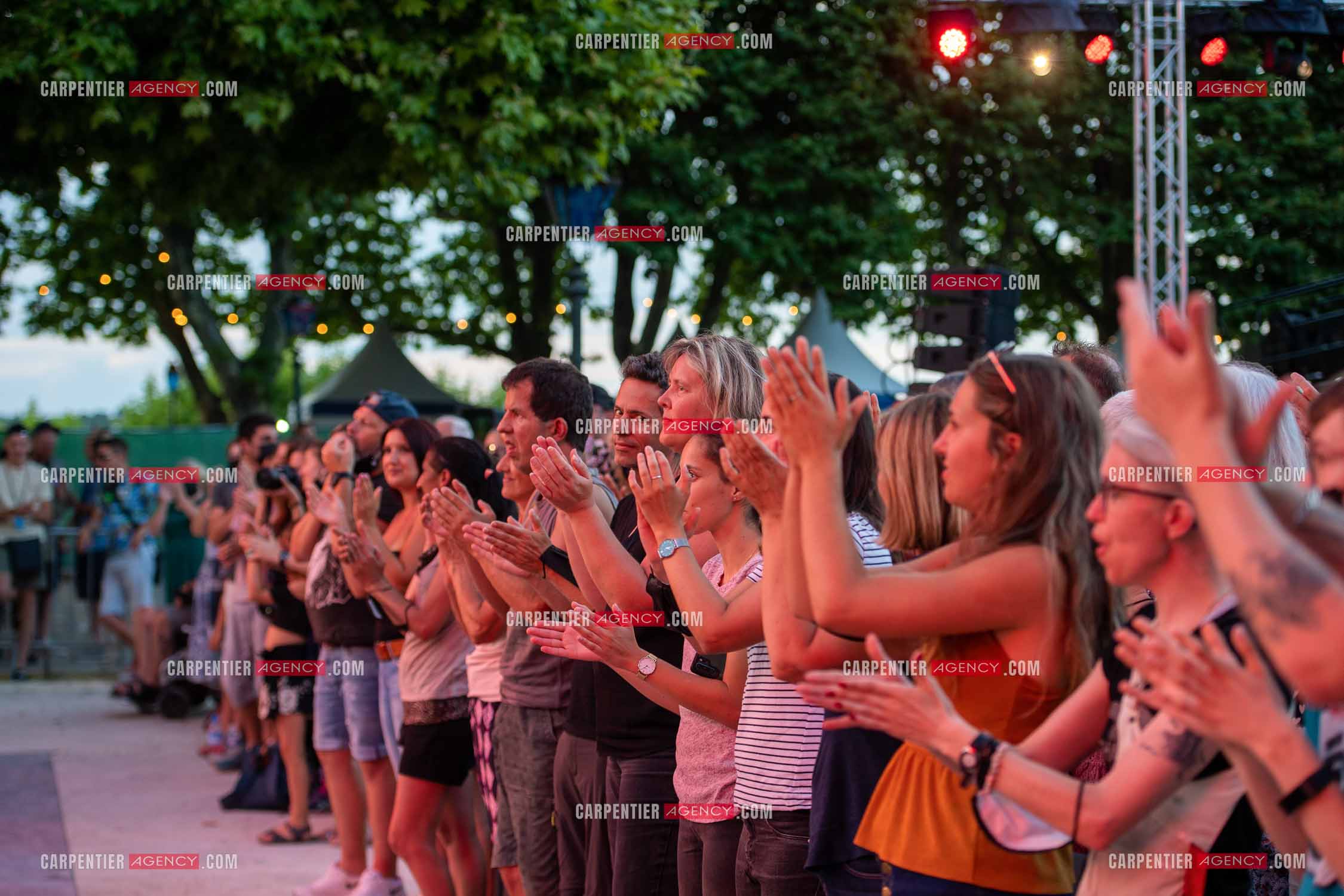 Les Estivales de Culturebox à Montpellier rassemblant plusieurs artistes sur 5 jours pour un concert devant 1000 personnes environ chaque soir. En nouveau talent, la chanteuse Alice Vannoorenberghe ou Alice Vanor dite Alice et Moi.      ( Exclusif )