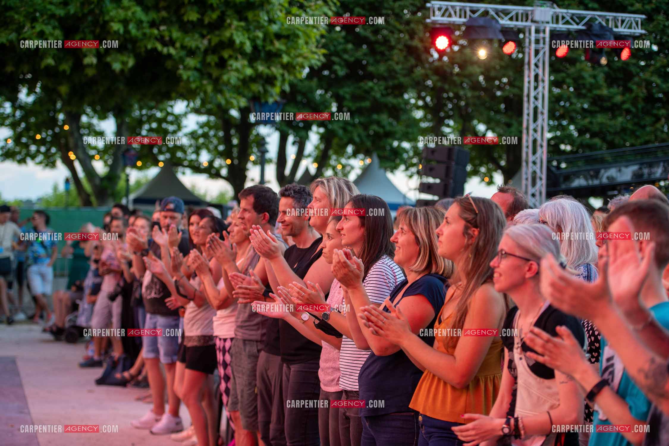 Les Estivales de Culturebox à Montpellier rassemblant plusieurs artistes sur 5 jours pour un concert devant 1000 personnes environ chaque soir. En nouveau talent, la chanteuse Alice Vannoorenberghe ou Alice Vanor dite Alice et Moi.      ( Exclusif )