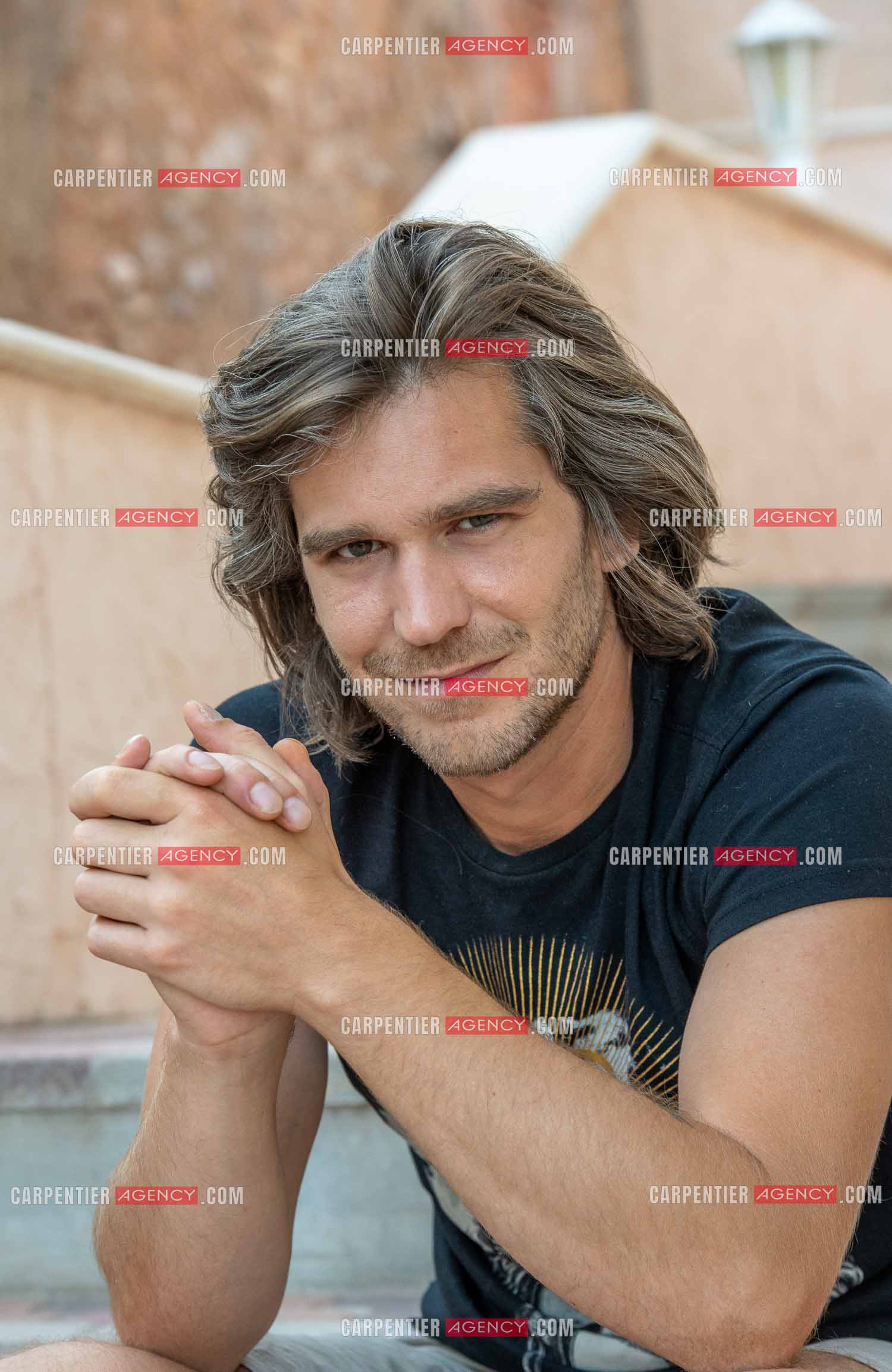 Le ténor Amaury Vassili lors de ses vacances d'été a Toulon dans le Var.    ( Exclusif )