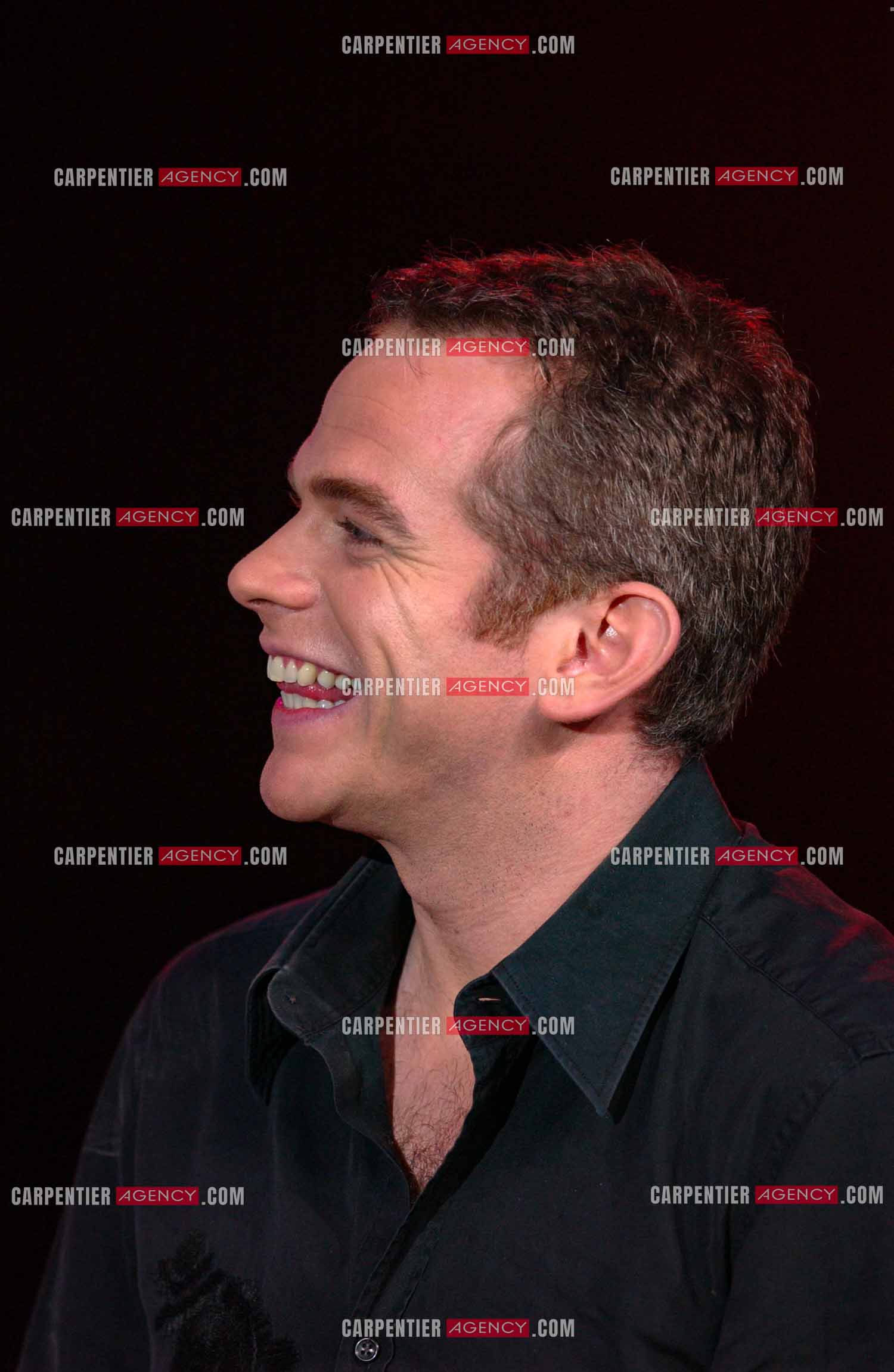 Portrait du chanteur Garou.  ( Exclusif )