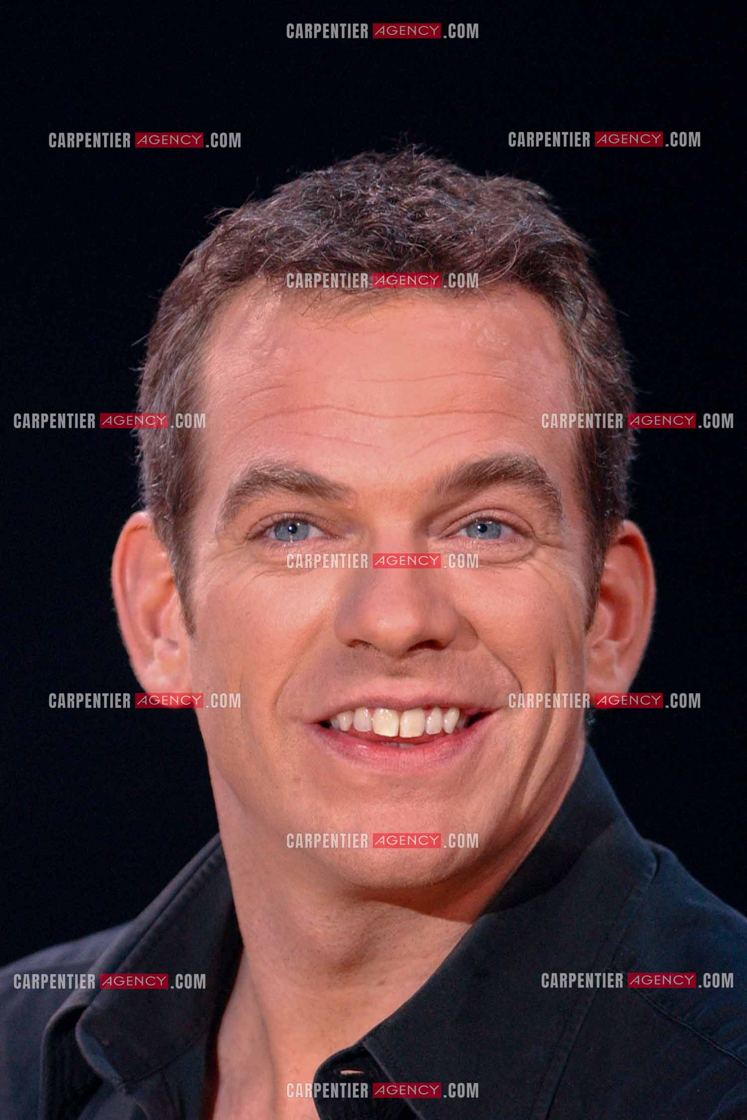 Portrait du chanteur Garou.  ( Exclusif )