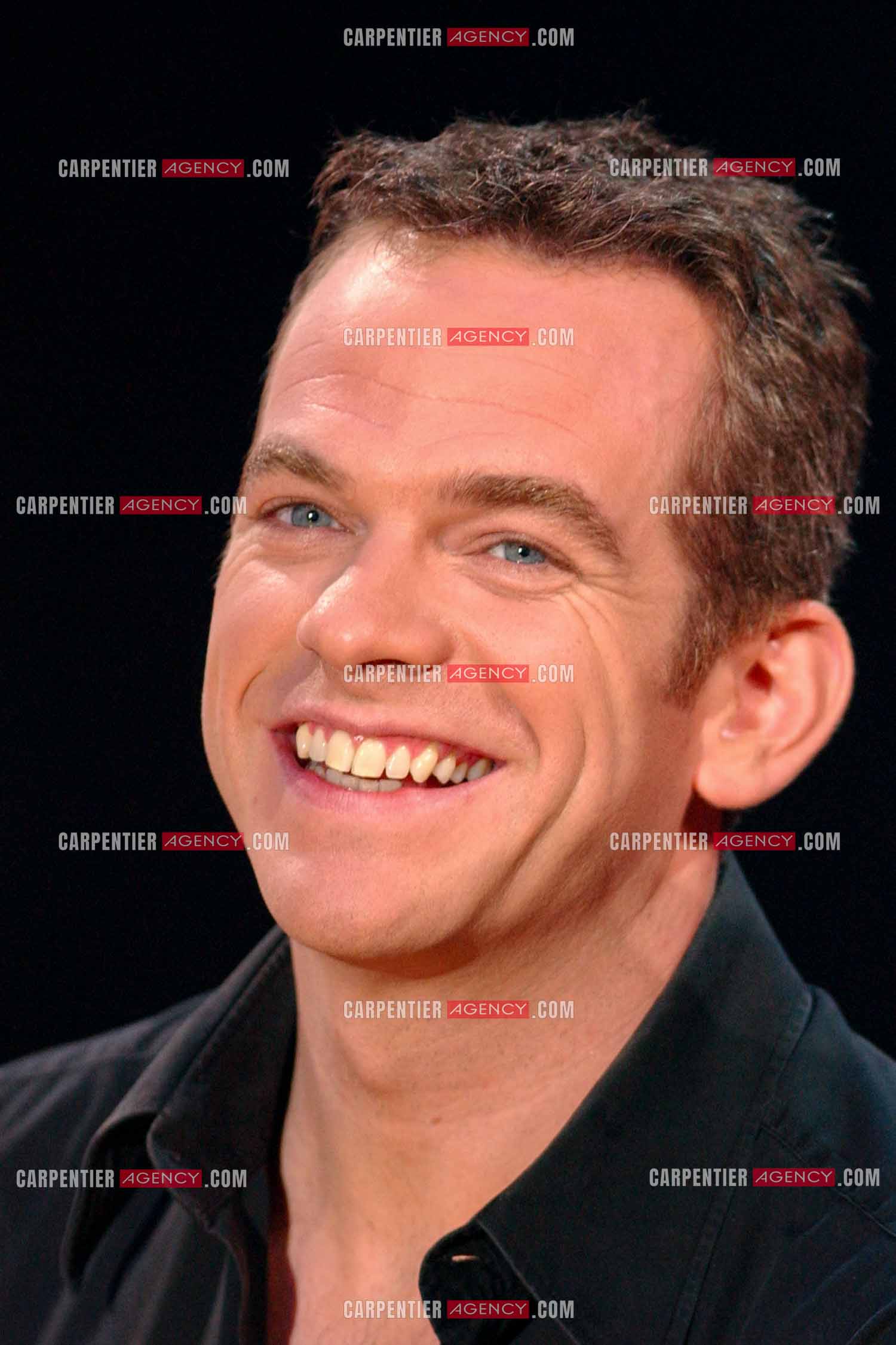 Portrait du chanteur Garou.  ( Exclusif )