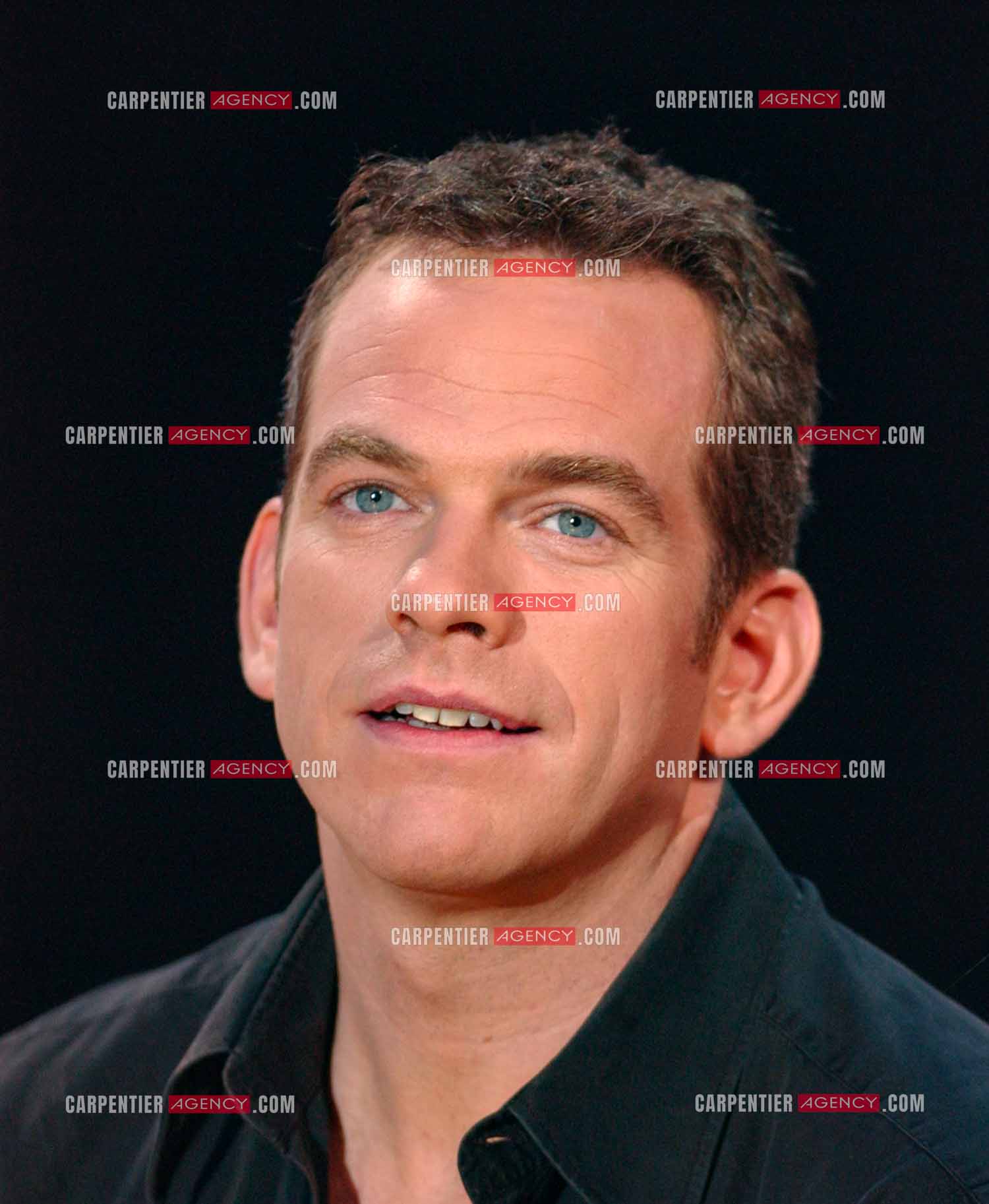 Portrait du chanteur Garou.  ( Exclusif )