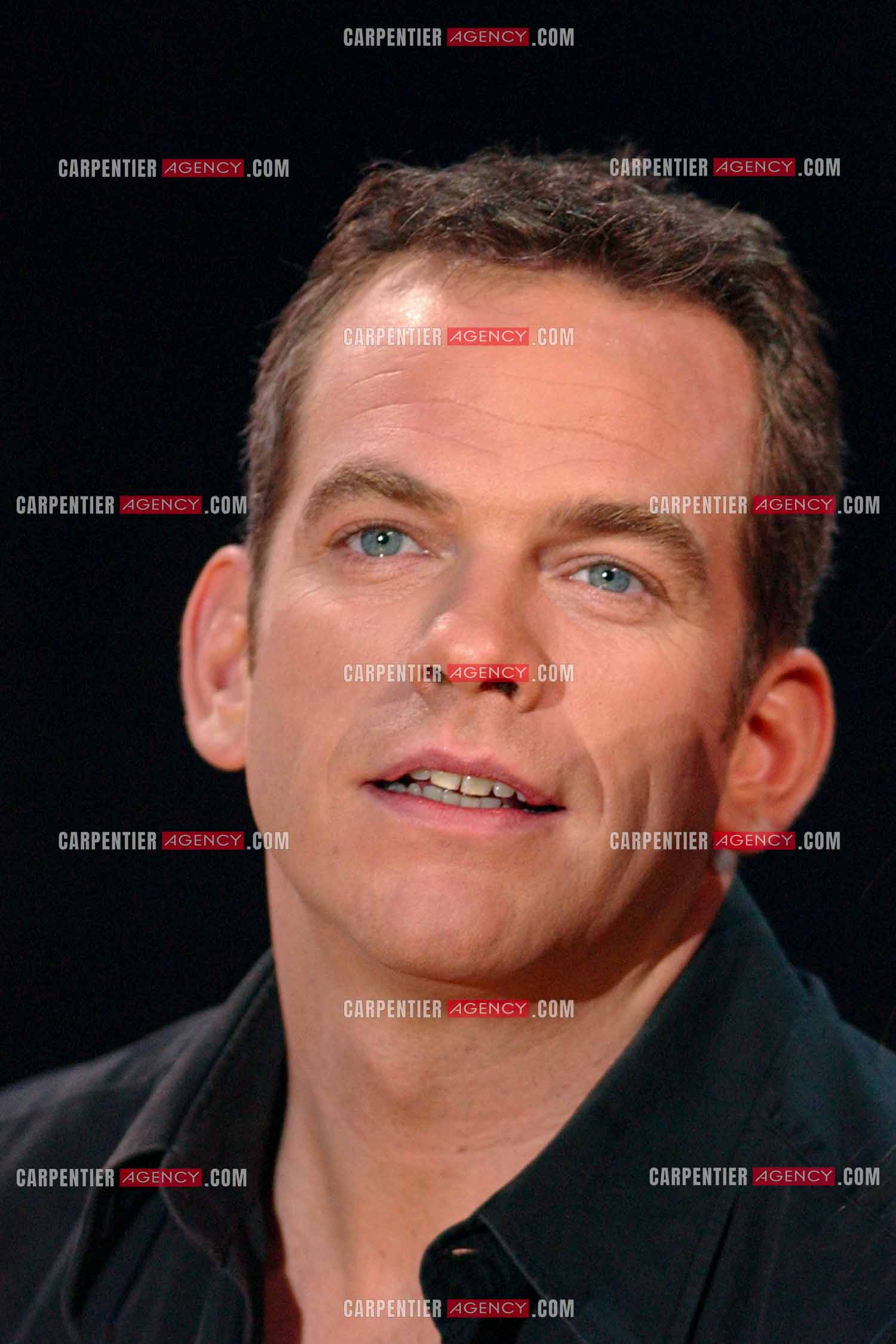 Portrait du chanteur Garou.  ( Exclusif )