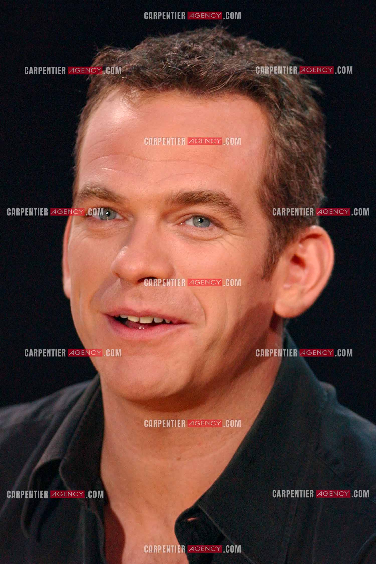 Portrait du chanteur Garou.  ( Exclusif )