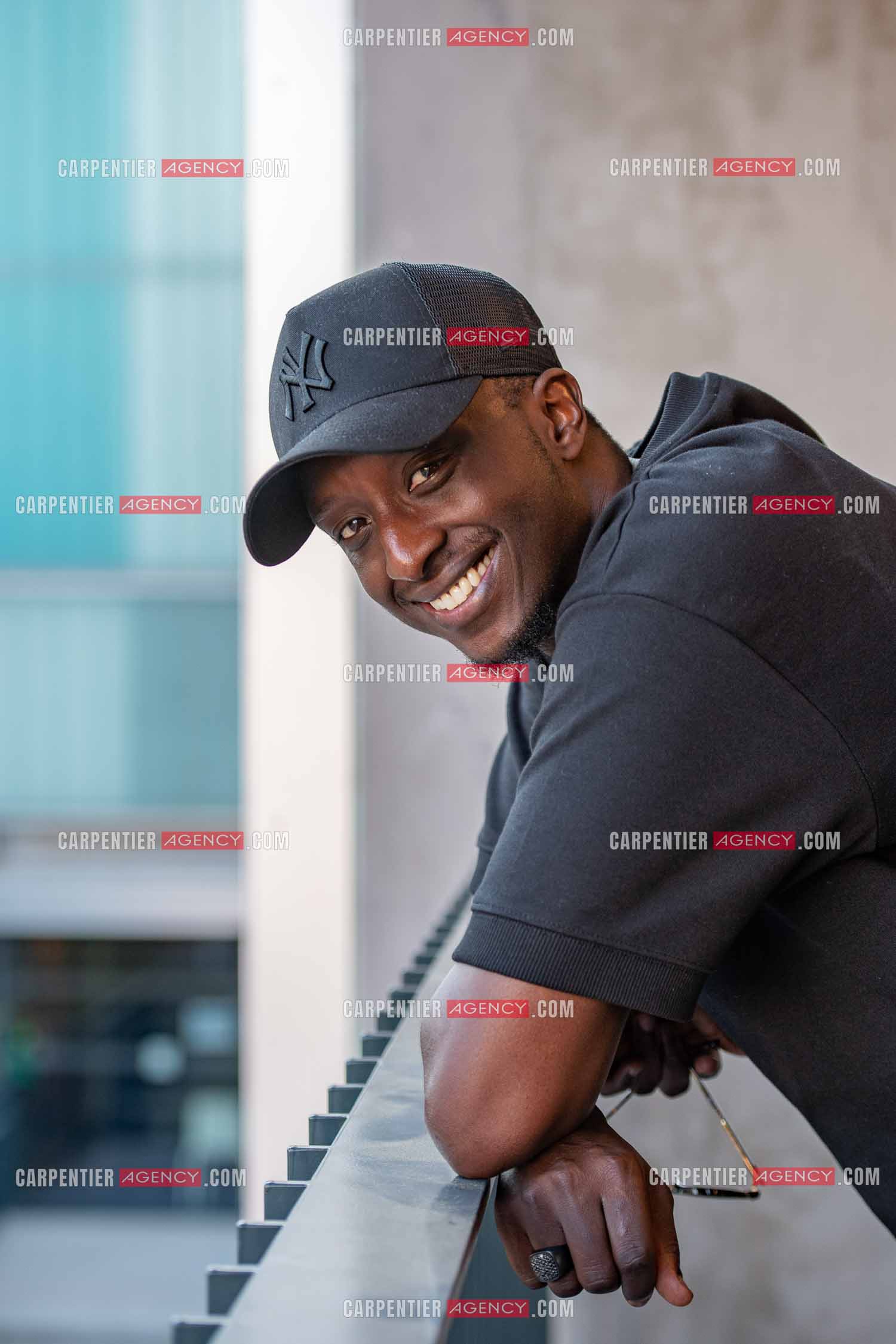 L'acteur et humoriste  Ahmed Sylla en promotion pour le film “JUMEAUX MAIS PAS TROP“ en avant première au cinéma Six n'étoiles de Six Fours les Plages.      ( Exclusif )