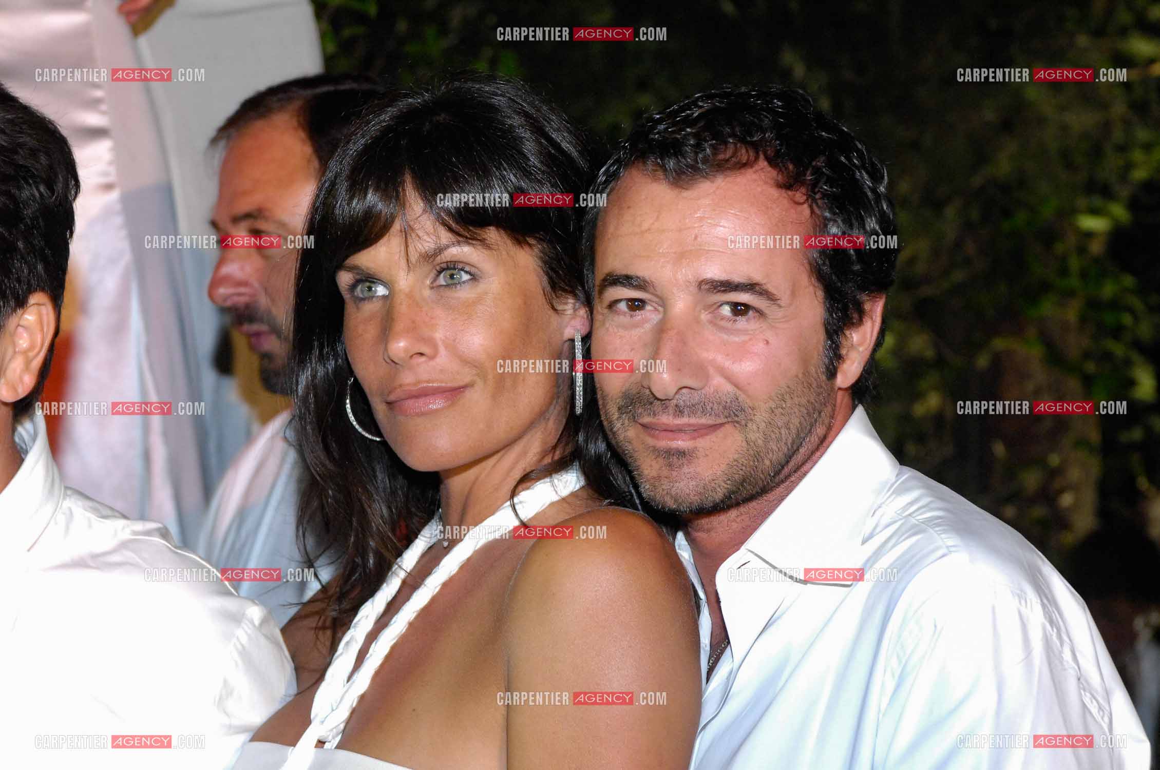L'actrice Astrid Veillon et Bernard Montiel à la soirée Blanche de St Tropez en 2007.   ( Exclusif )