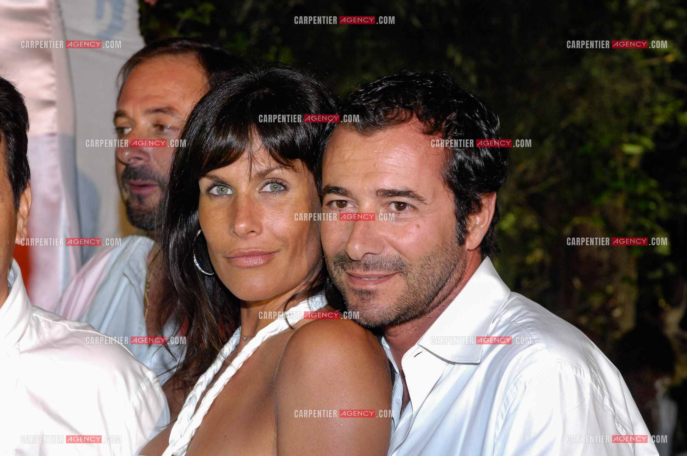 L'actrice Astrid Veillon et Bernard Montiel à la soirée Blanche de St Tropez en 2007.   ( Exclusif )