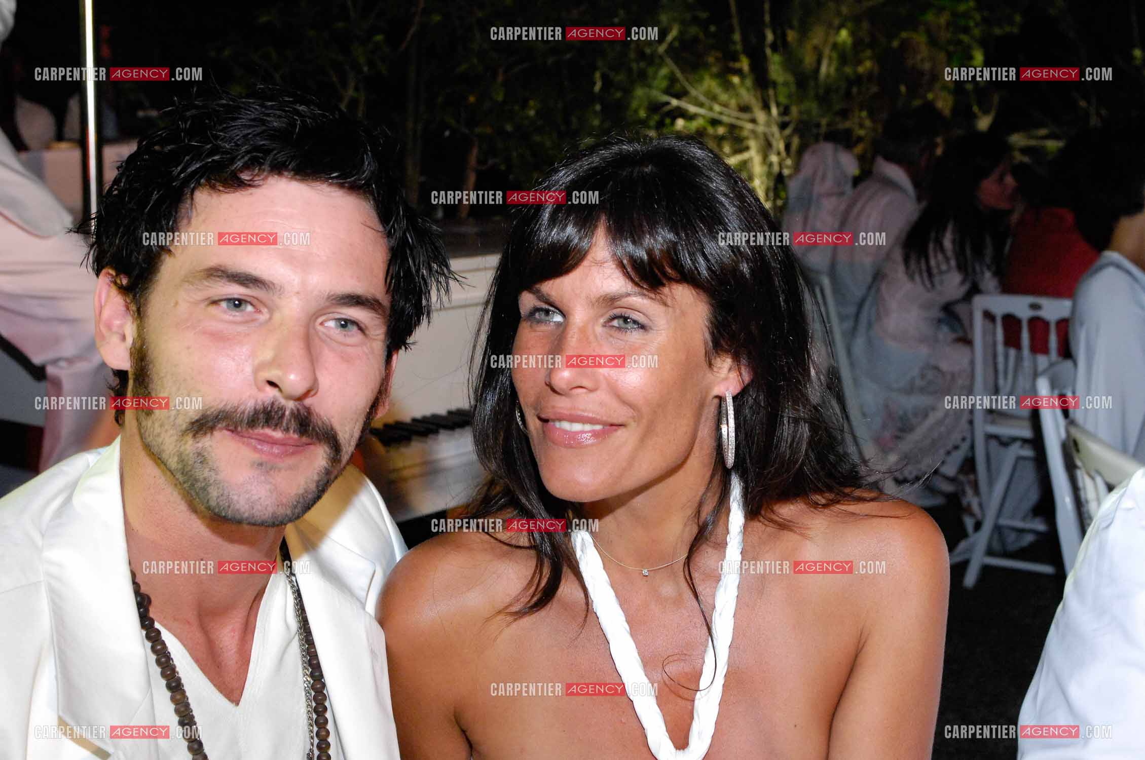 L'actrice Astrid Veillon et l'acteur Sagamore Stévenin à la soirée Blanche de St Tropez en 2007.   ( Exclusif )