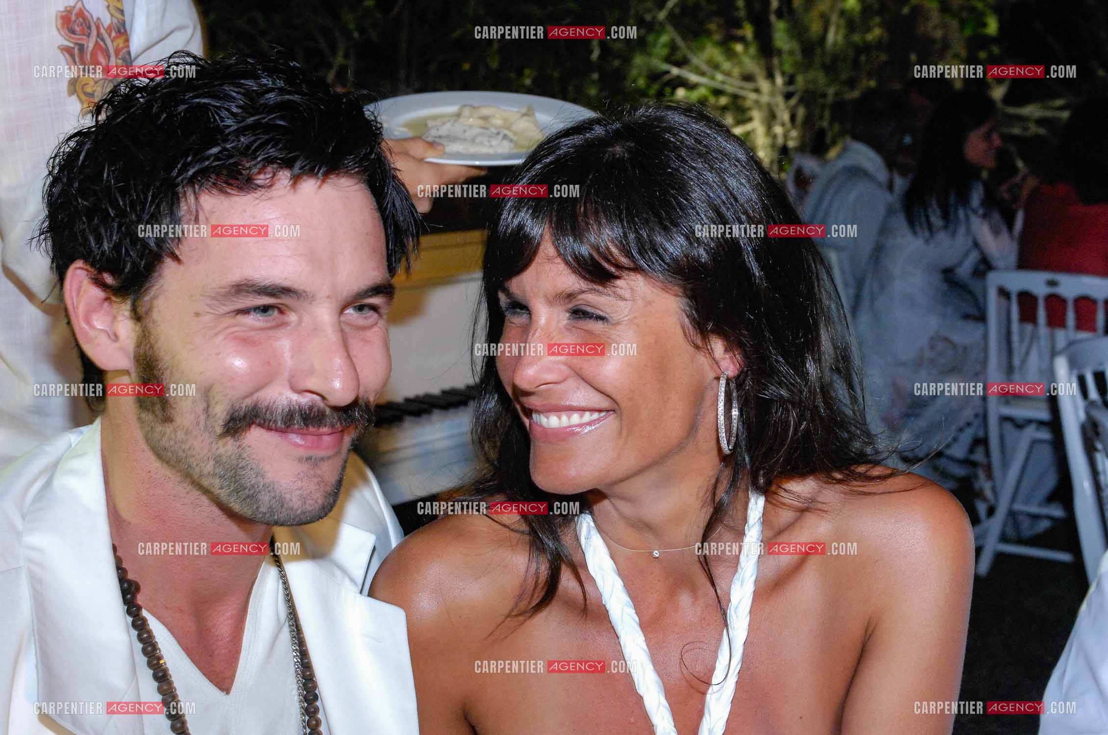 L'actrice Astrid Veillon et l'acteur Sagamore Stévenin à la soirée Blanche de St Tropez en 2007.   ( Exclusif )