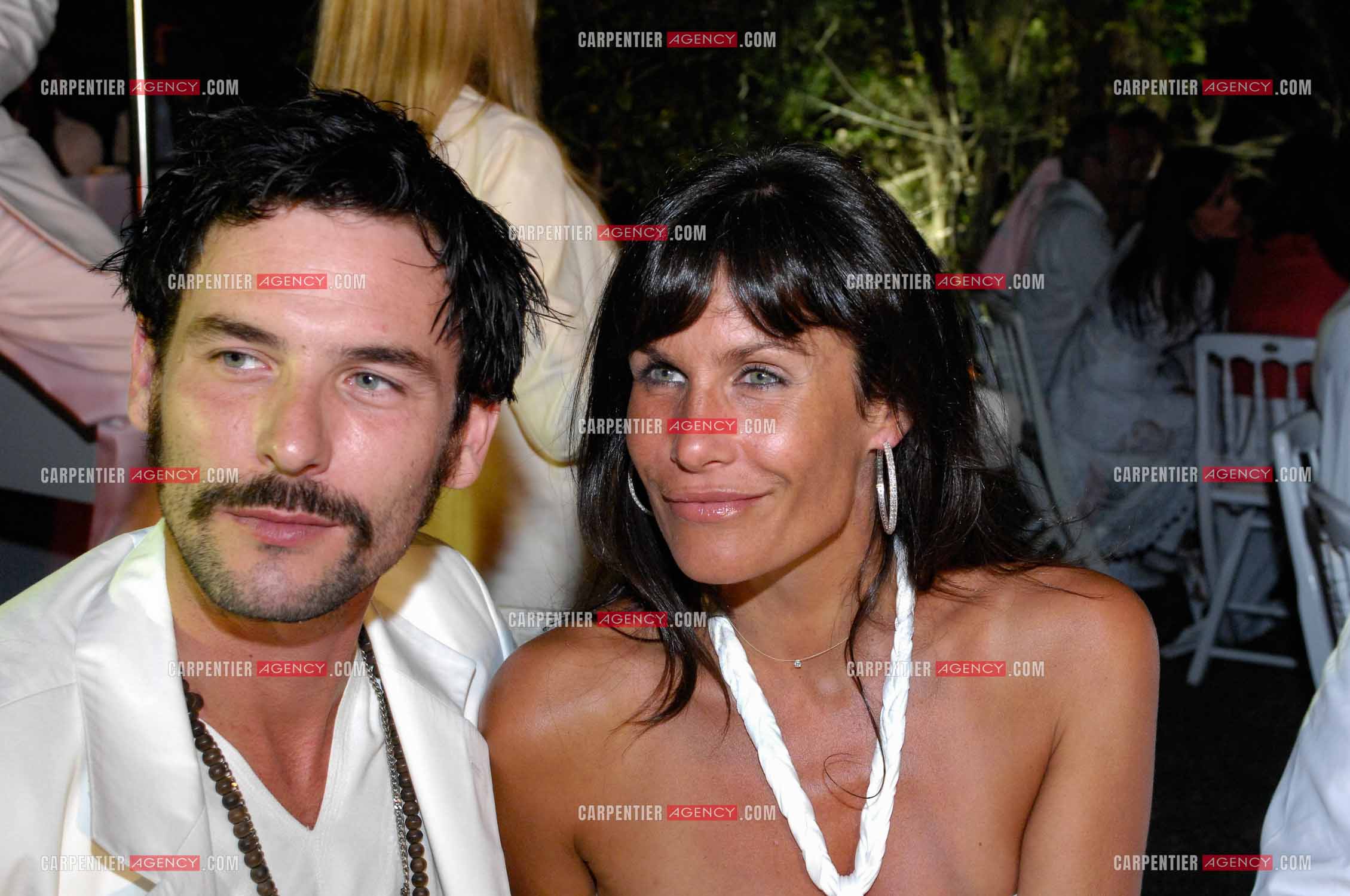 L'actrice Astrid Veillon et l'acteur Sagamore Stévenin à la soirée Blanche de St Tropez en 2007.   ( Exclusif )