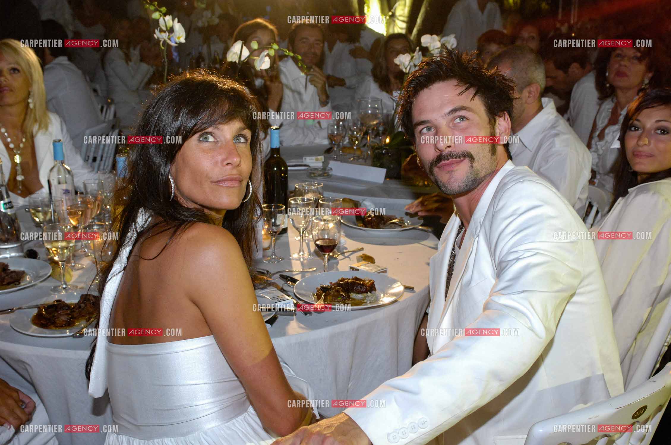 L'actrice Astrid Veillon et l'acteur Sagamore Stévenin à la soirée Blanche de St Tropez en 2007.   ( Exclusif )