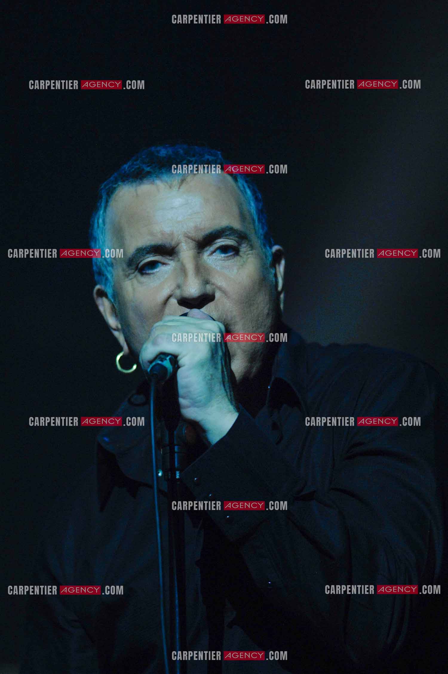 Le chanteur Bernard Lavilliers en concert au Zénith de Paris en 2008.   ( Exclusif )