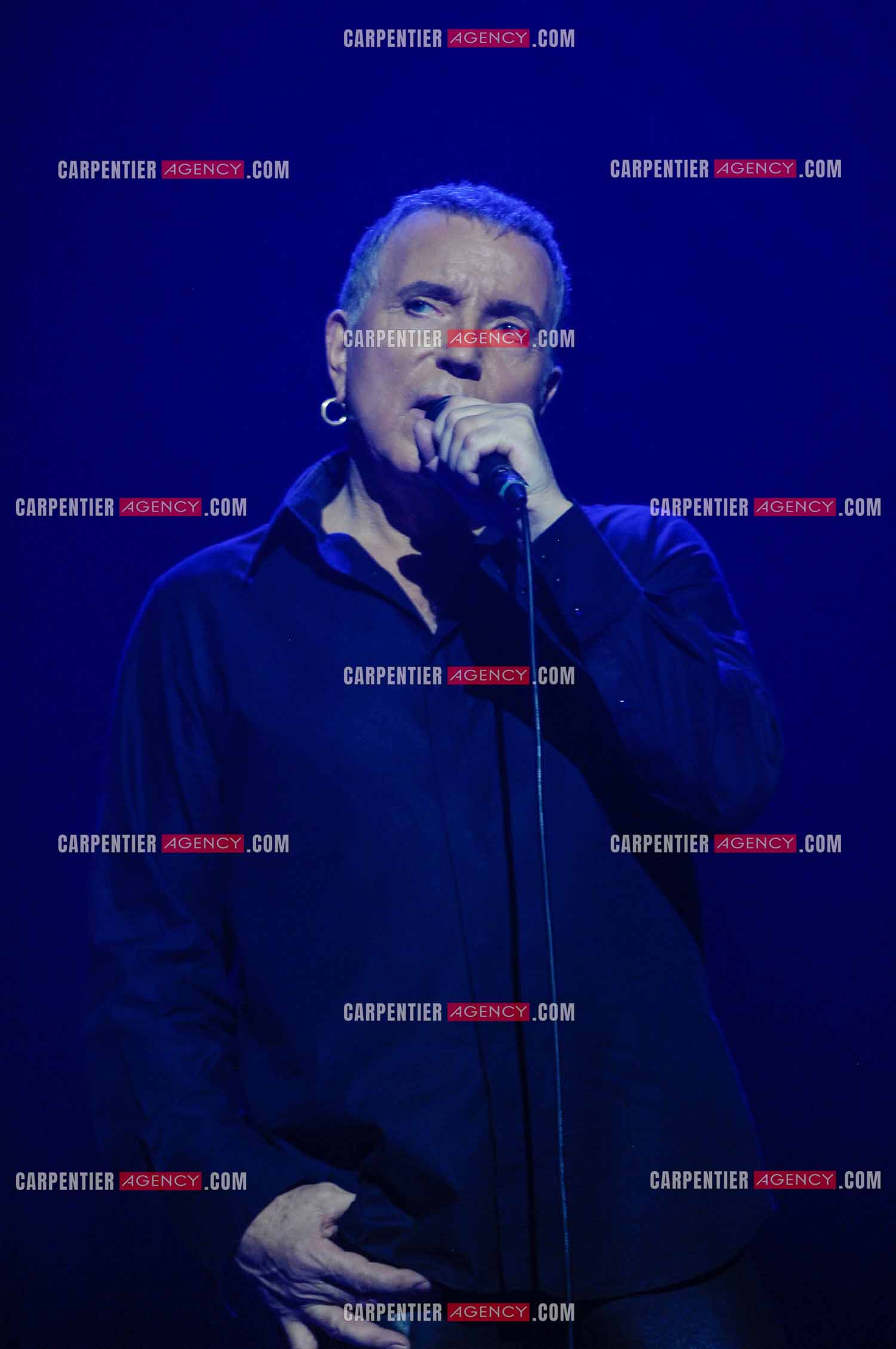 Le chanteur Bernard Lavilliers en concert au Zénith de Paris en 2008.   ( Exclusif )