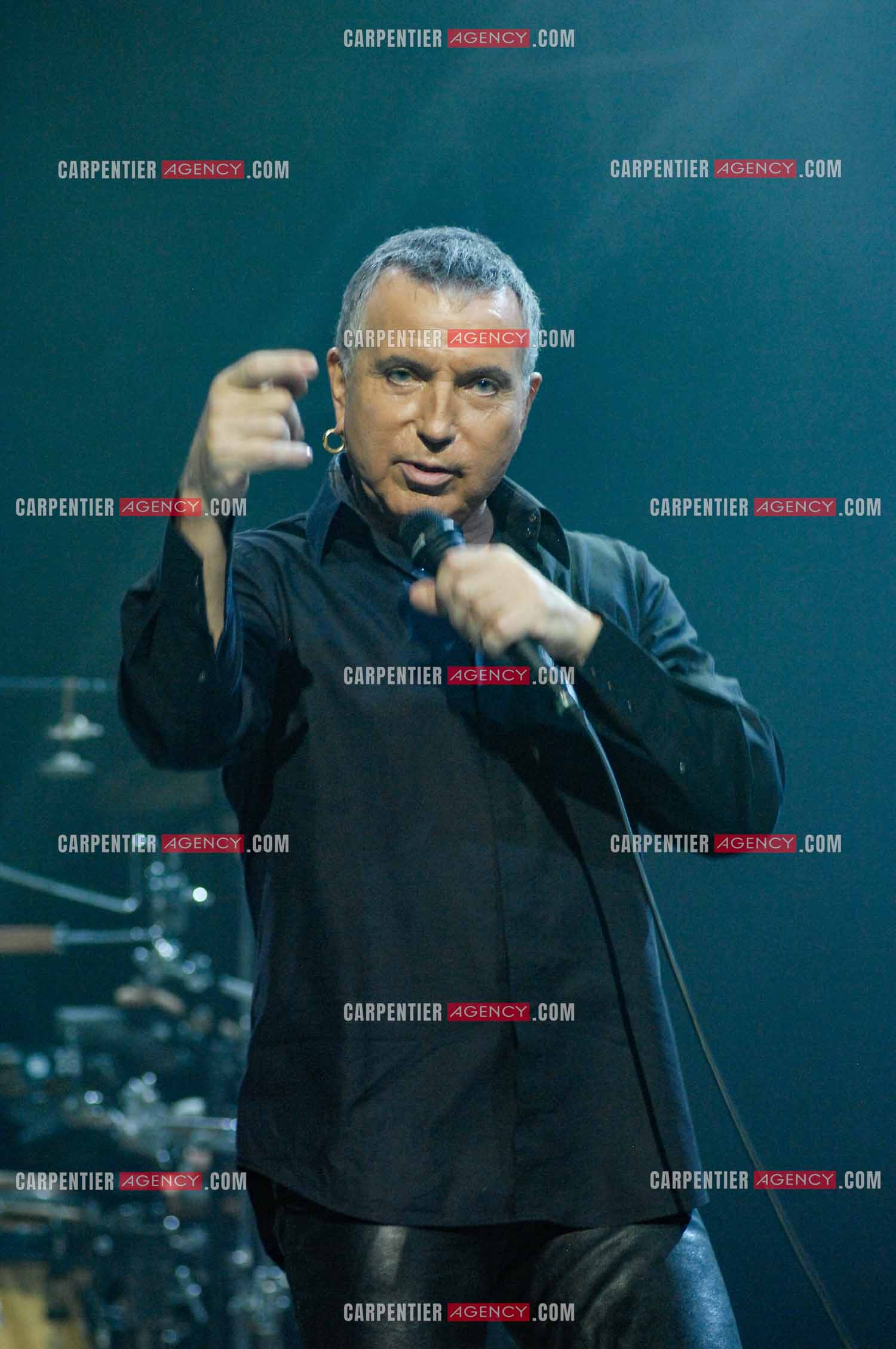 Le chanteur Bernard Lavilliers en concert au Zénith de Paris en 2008.   ( Exclusif )