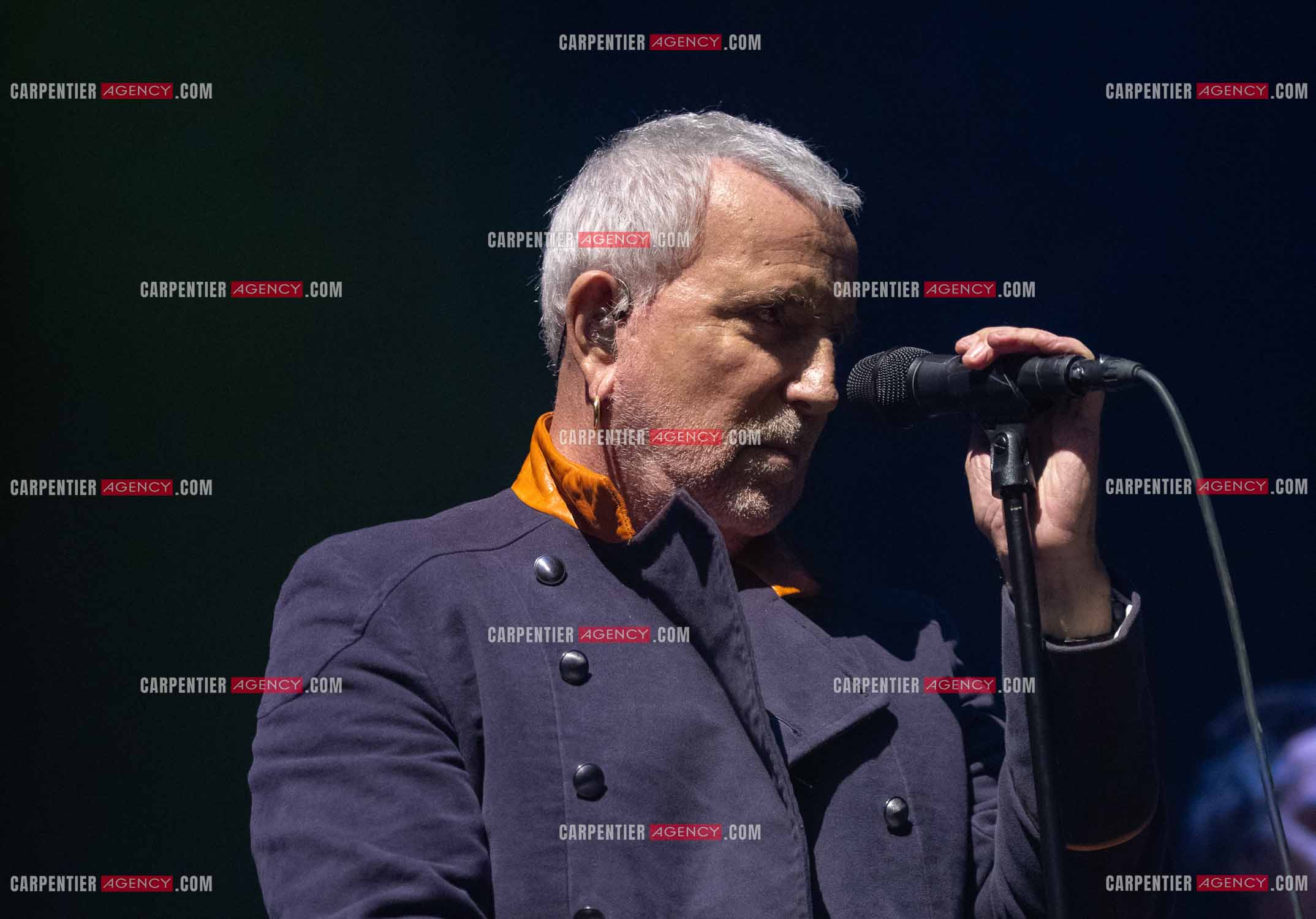 Le chanteur Bernard Lavilliers en concert pour le festival de Solliès-Pont en Juillet 2022.   ( Exclusif )