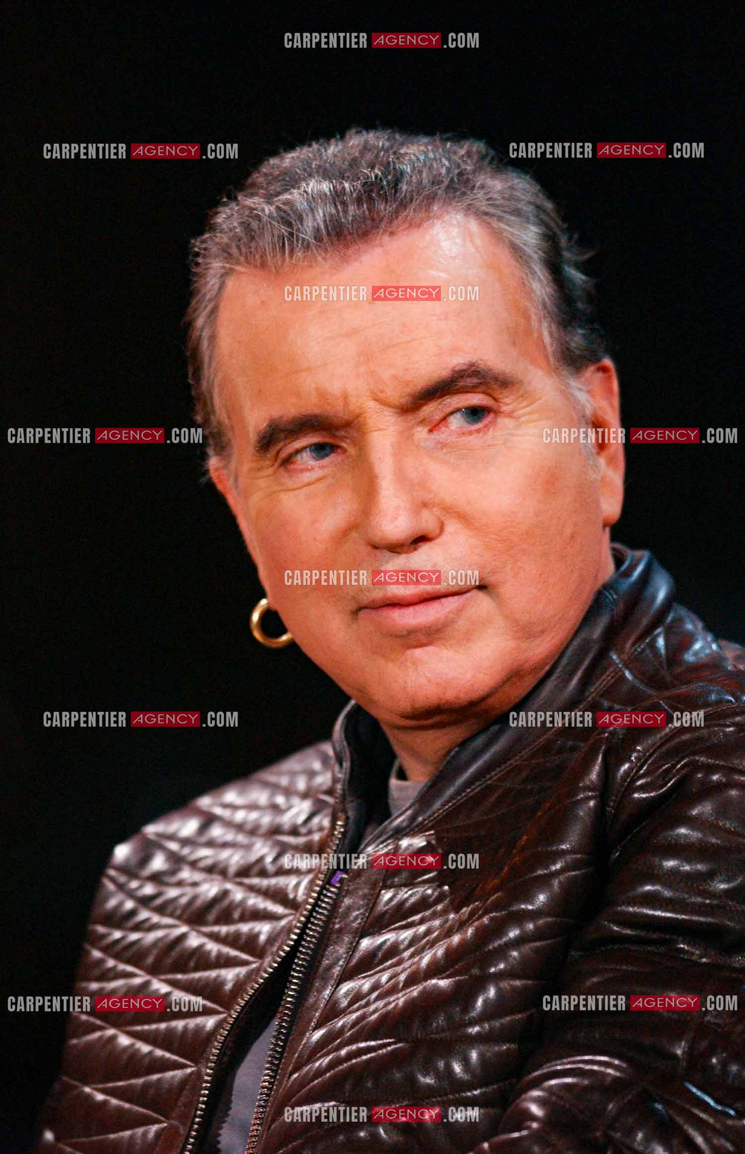 Le chanteur Bernard Lavilliers  pour l'anniversaire des 20 ans du Zénith de Paris en 2005.     ( Exclusif )